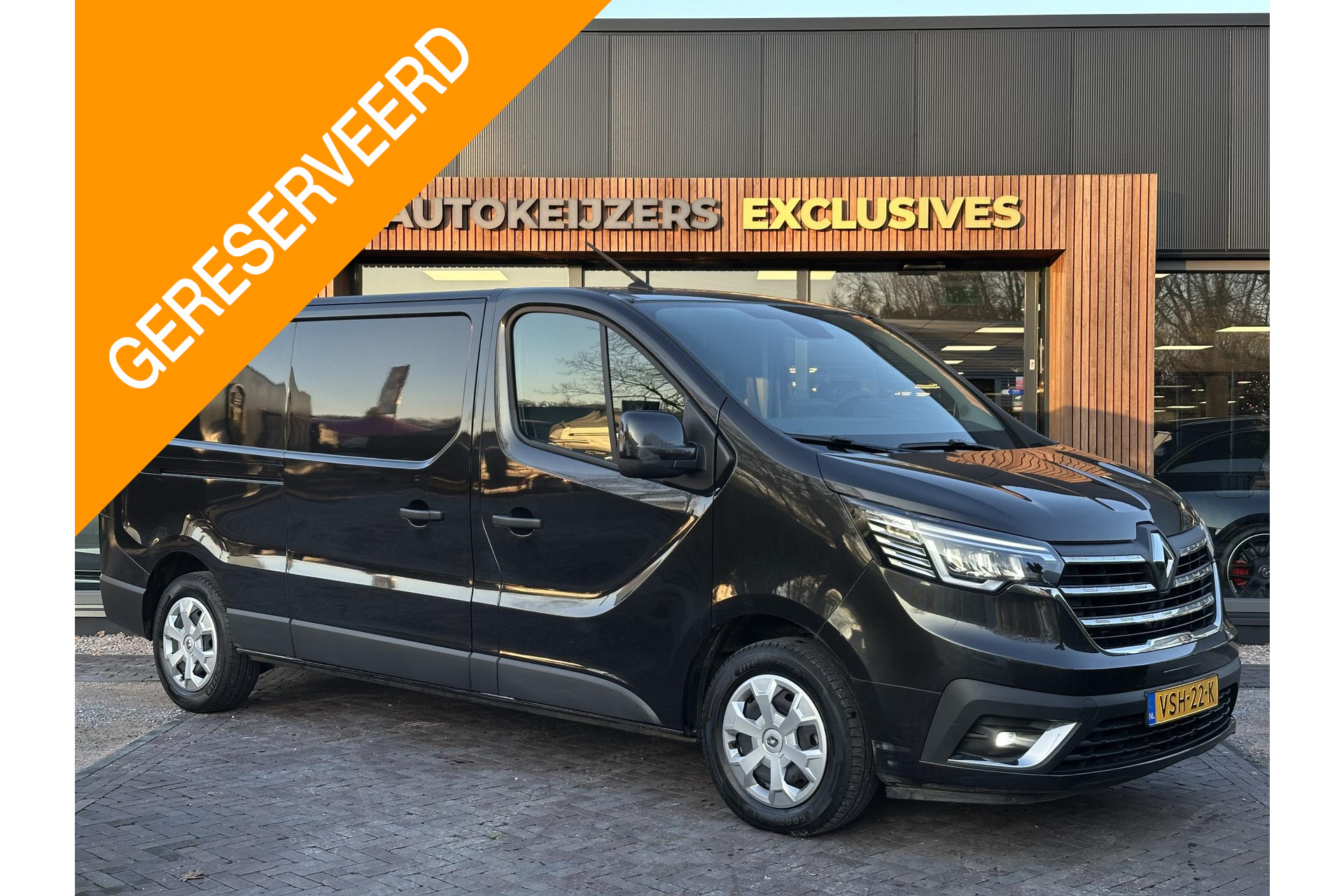 Renault Trafic 2.0 dCi 130 T30 L2H1 Work Edition 2022 Middernachtzwart d68 1