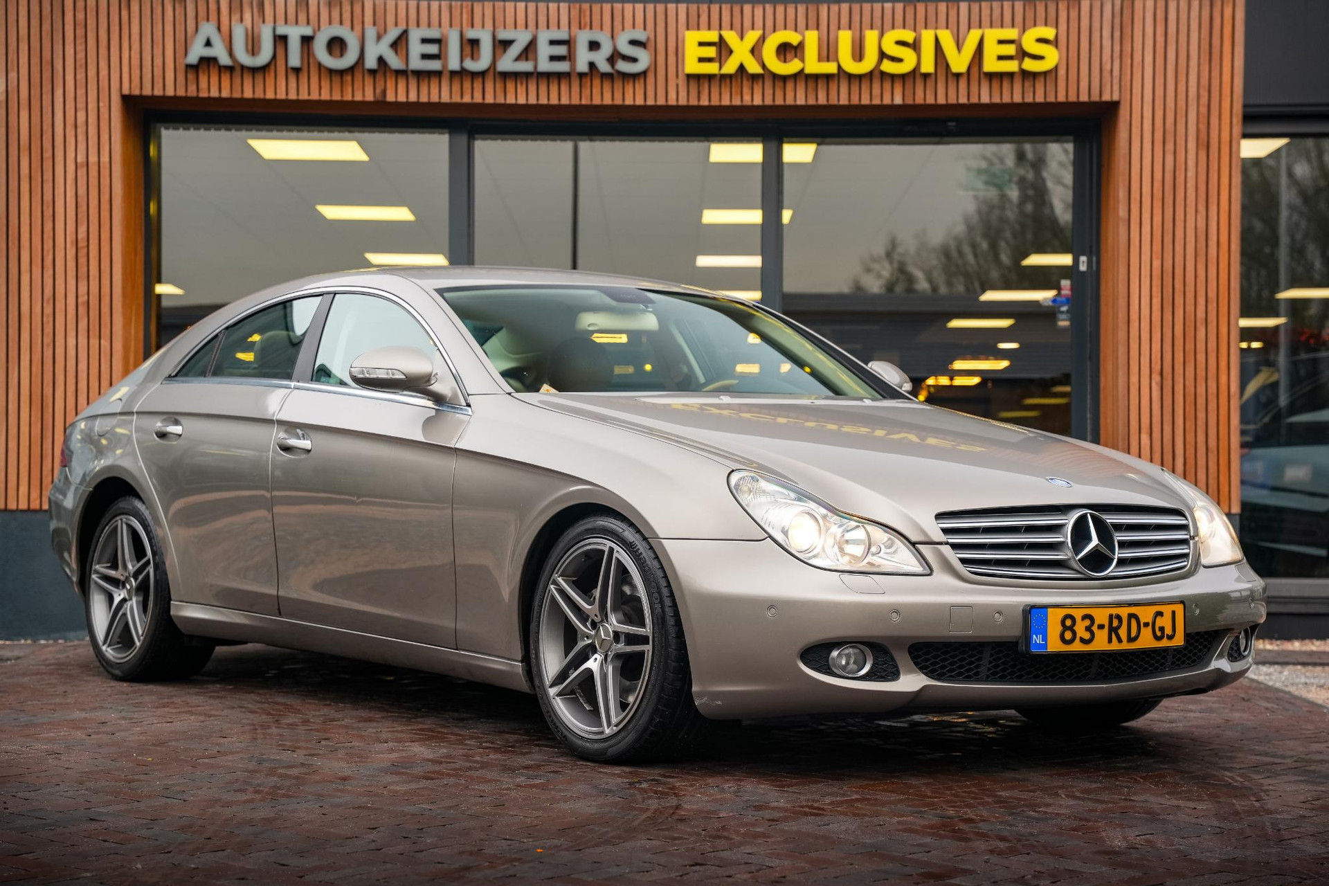 Mercedes-Benz CLS-Klasse 350 2005 1