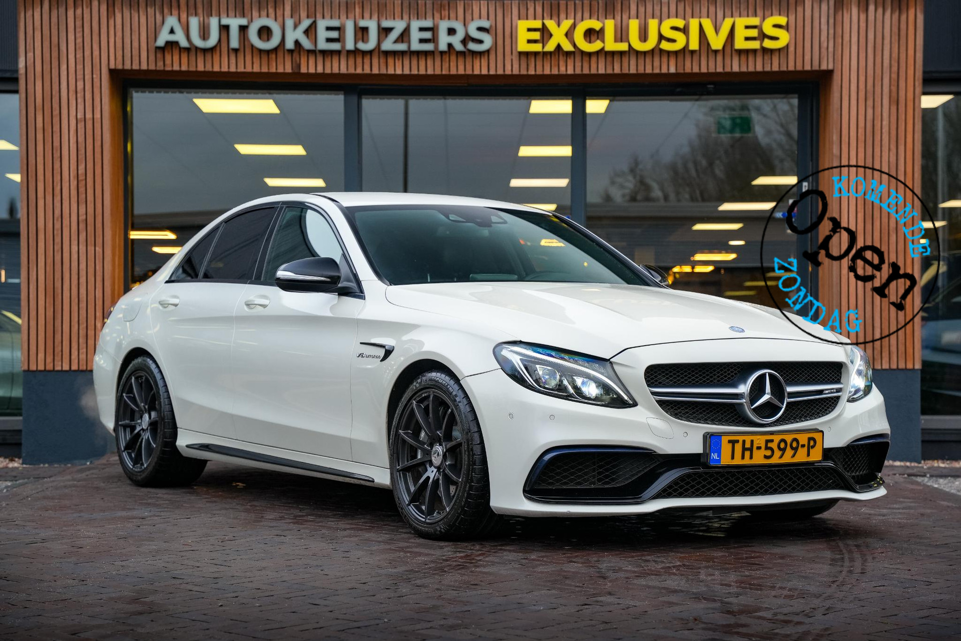 Mercedes-Benz C-Klasse AMG 63 2015 1