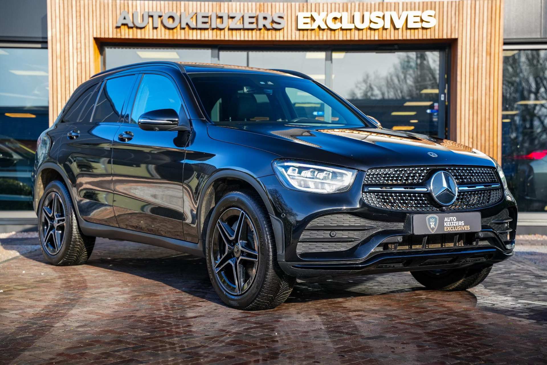 Mercedes-Benz GLC 300de 4MATIC Business Solution AMG 2021 1