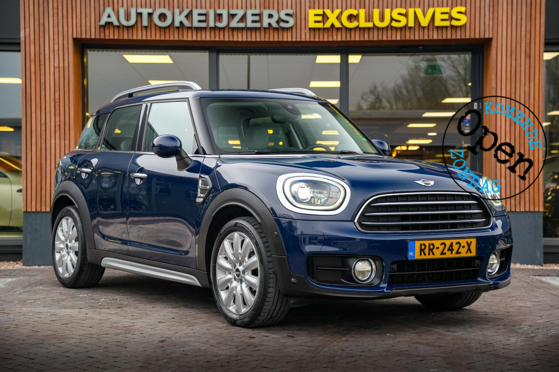 MINI Countryman 2.0 Cooper D Chili 2018 Mini yours lapisluxury blue 1
