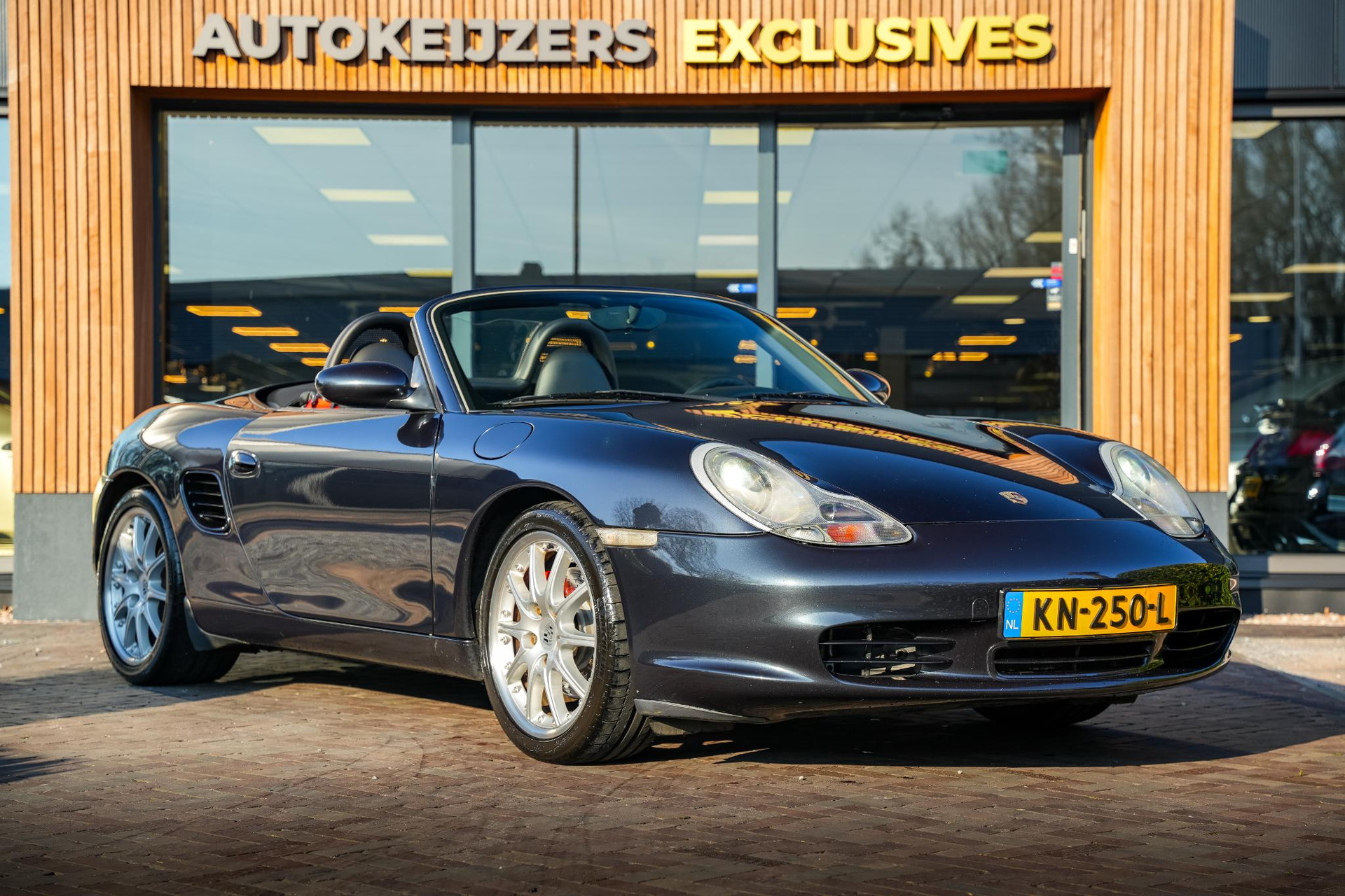 Porsche Boxster S 3.2 2004 1