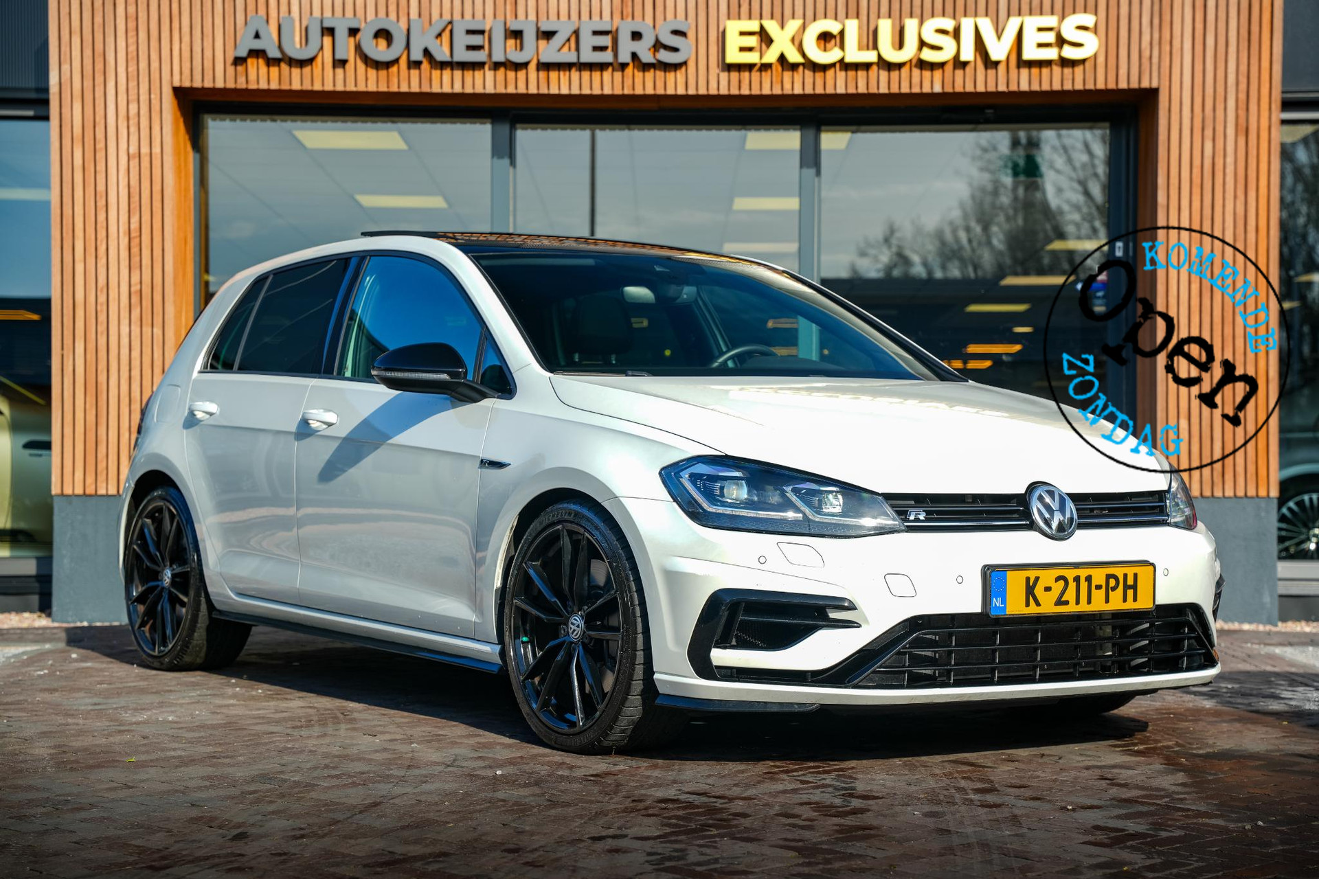 Volkswagen Golf 2.0 TSI 4Motion R 2017 Oryx white pearl 1