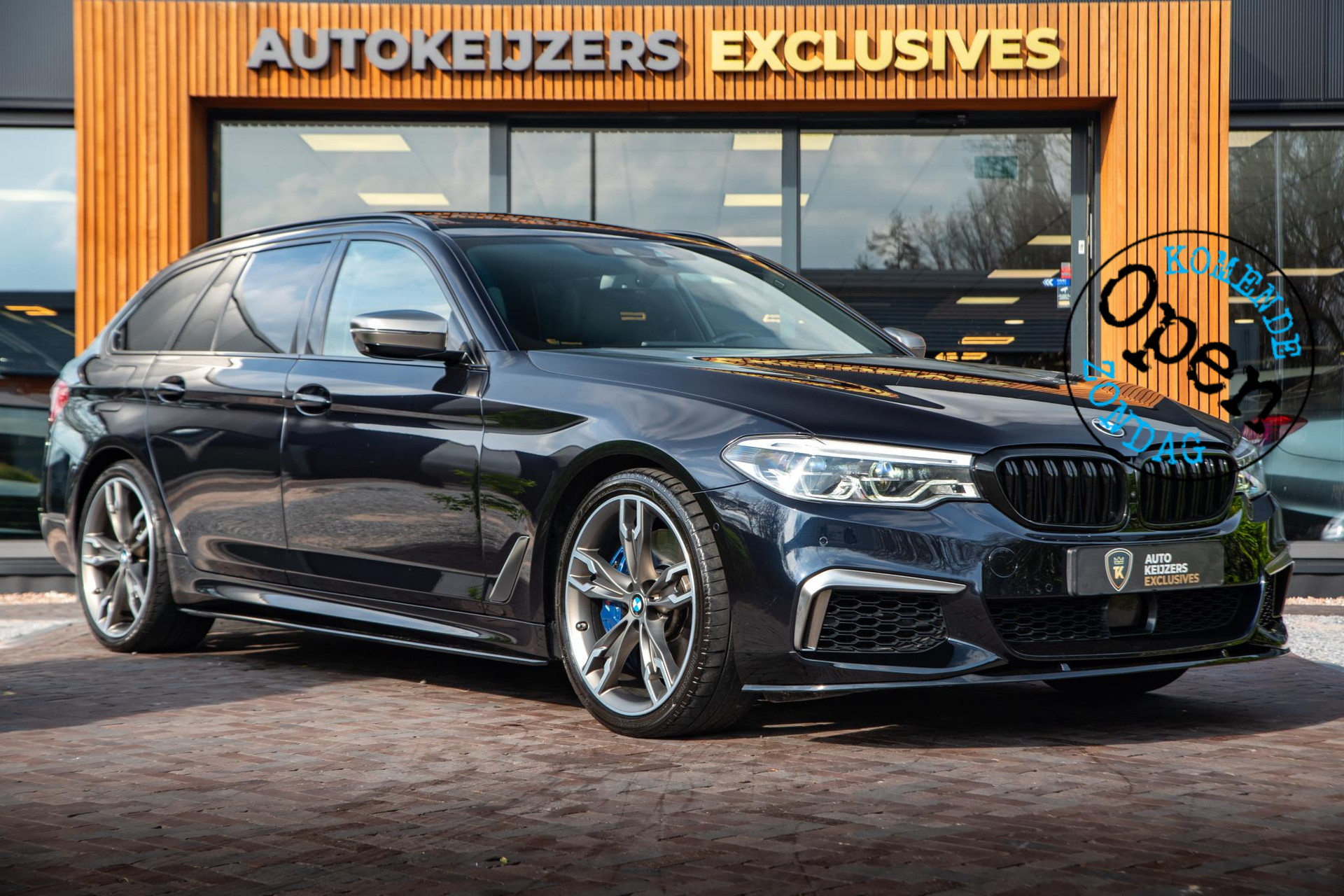 BMW 5 Serie Touring M550d xDrive High Executive 2020  1