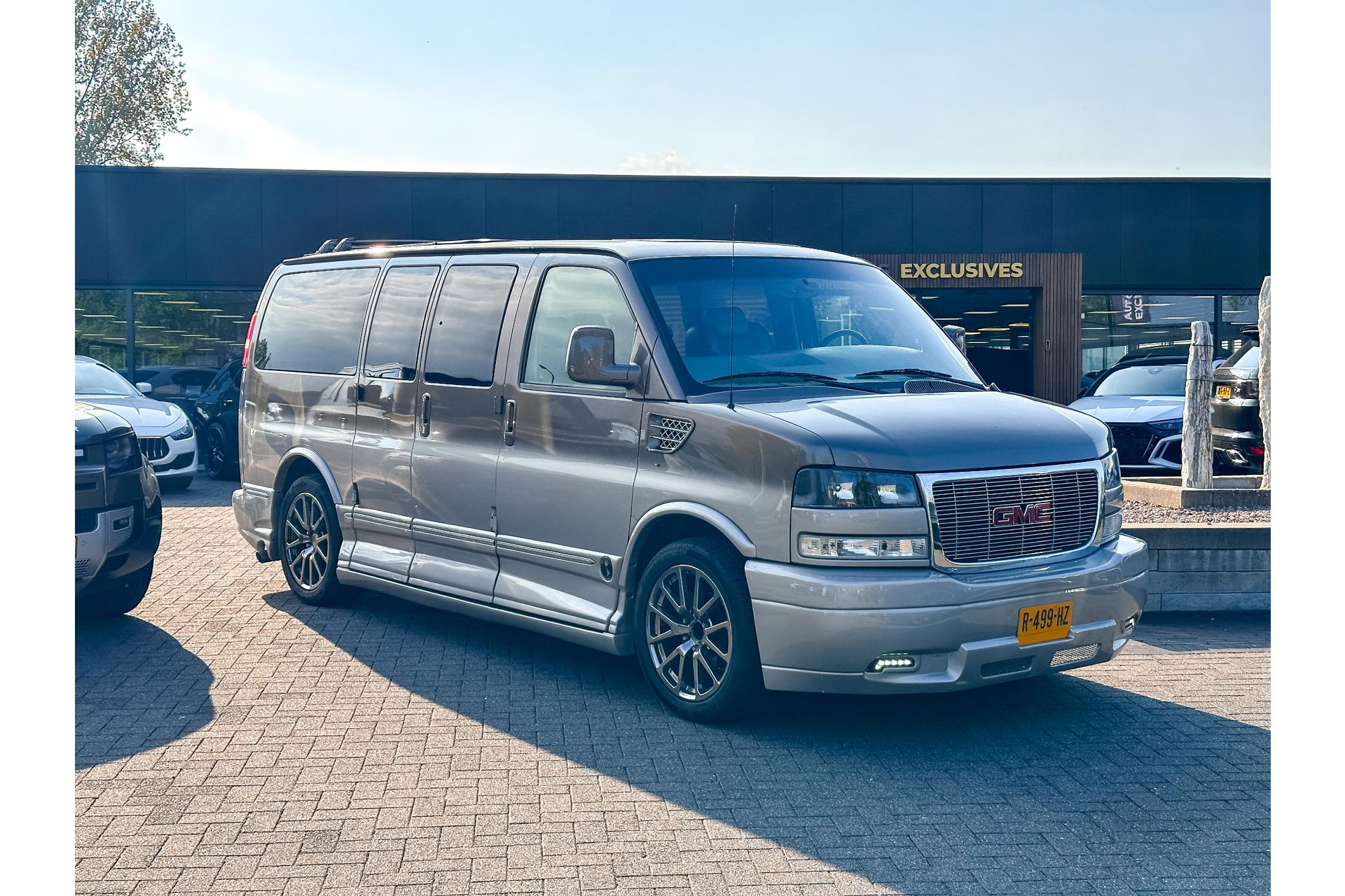 GMC  Savana 1500 2006  1