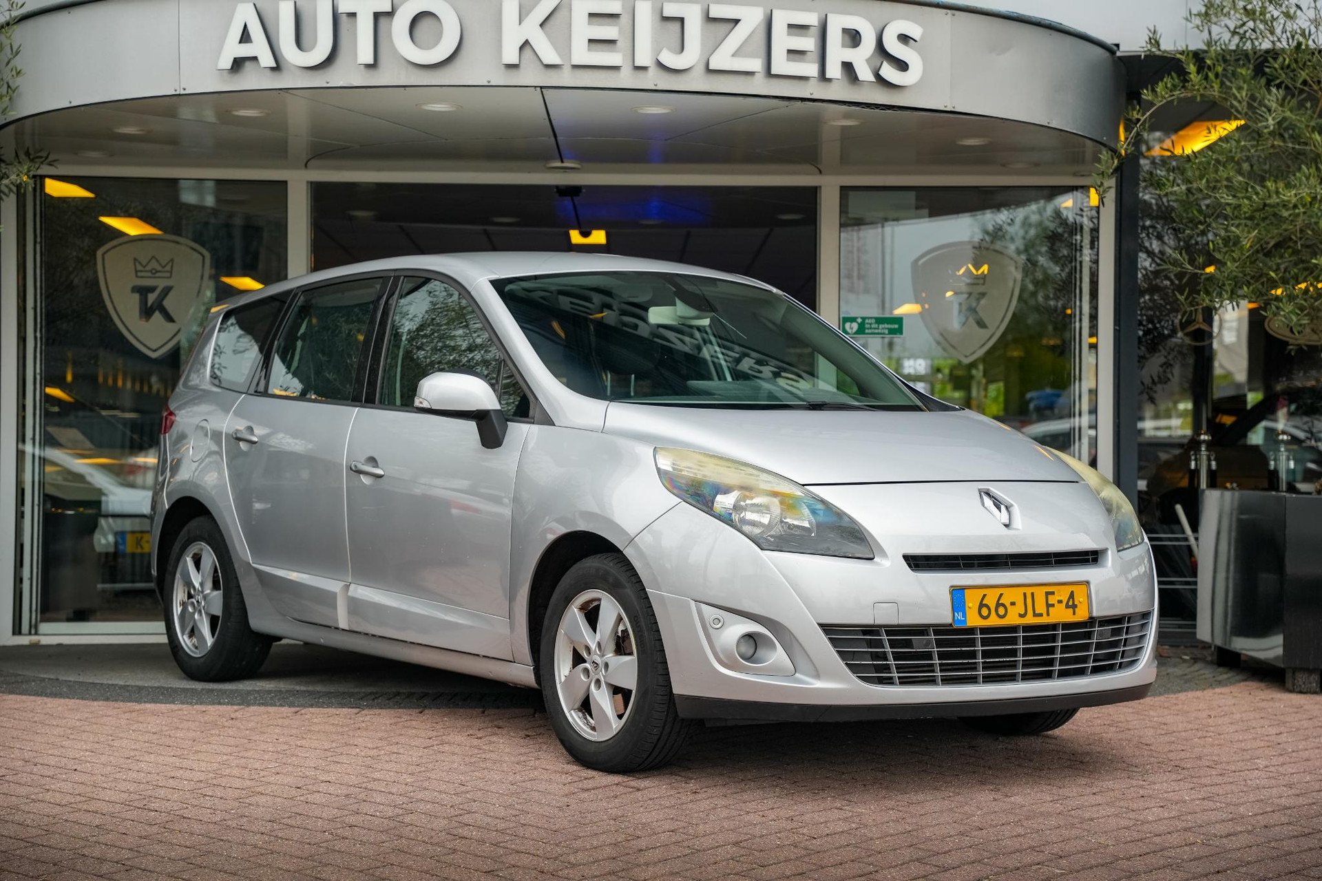 Renault Grand Scénic 1.4 TCe Dynamique 2009 Gris platine 1