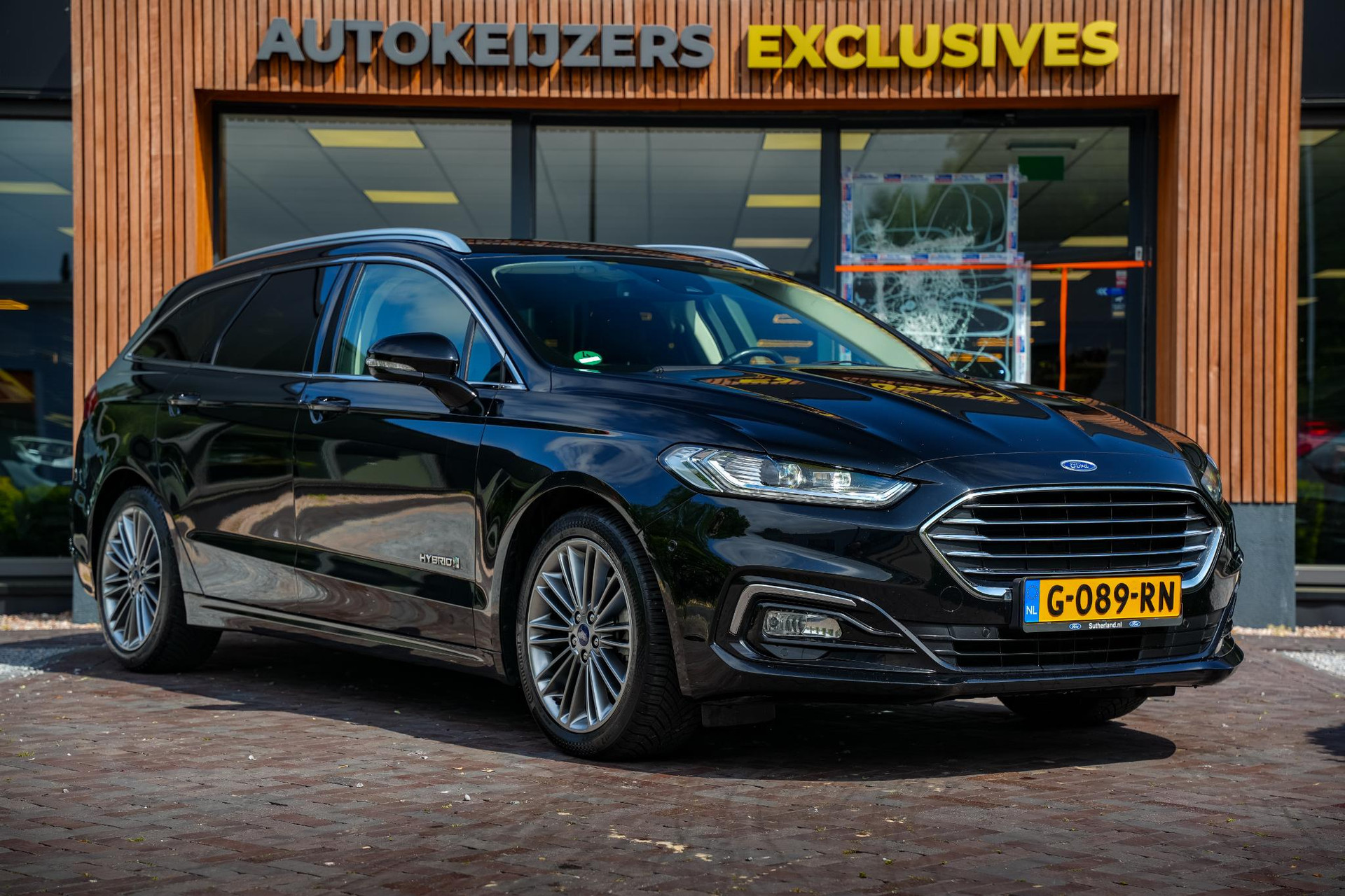 Ford Mondeo Wagon 2.0 IVCT HEV Titanium 2019 1