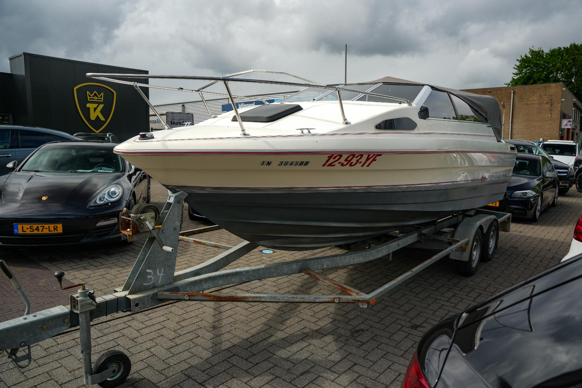 Bayliner  Capri Motorboot 2001  1