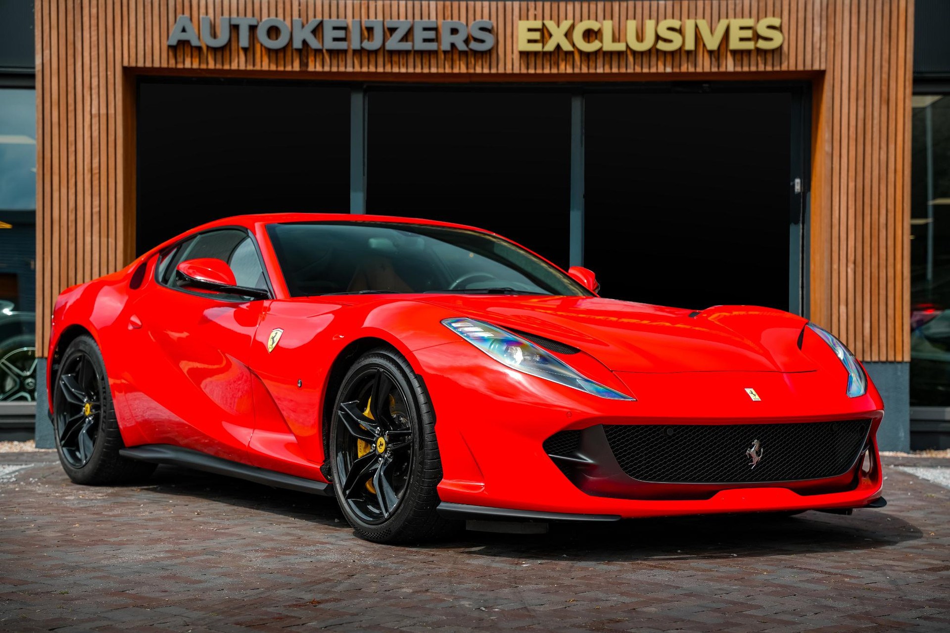 Ferrari 812 6.5 V12 Superfast HELE 2019 Rosso Scuderia 1