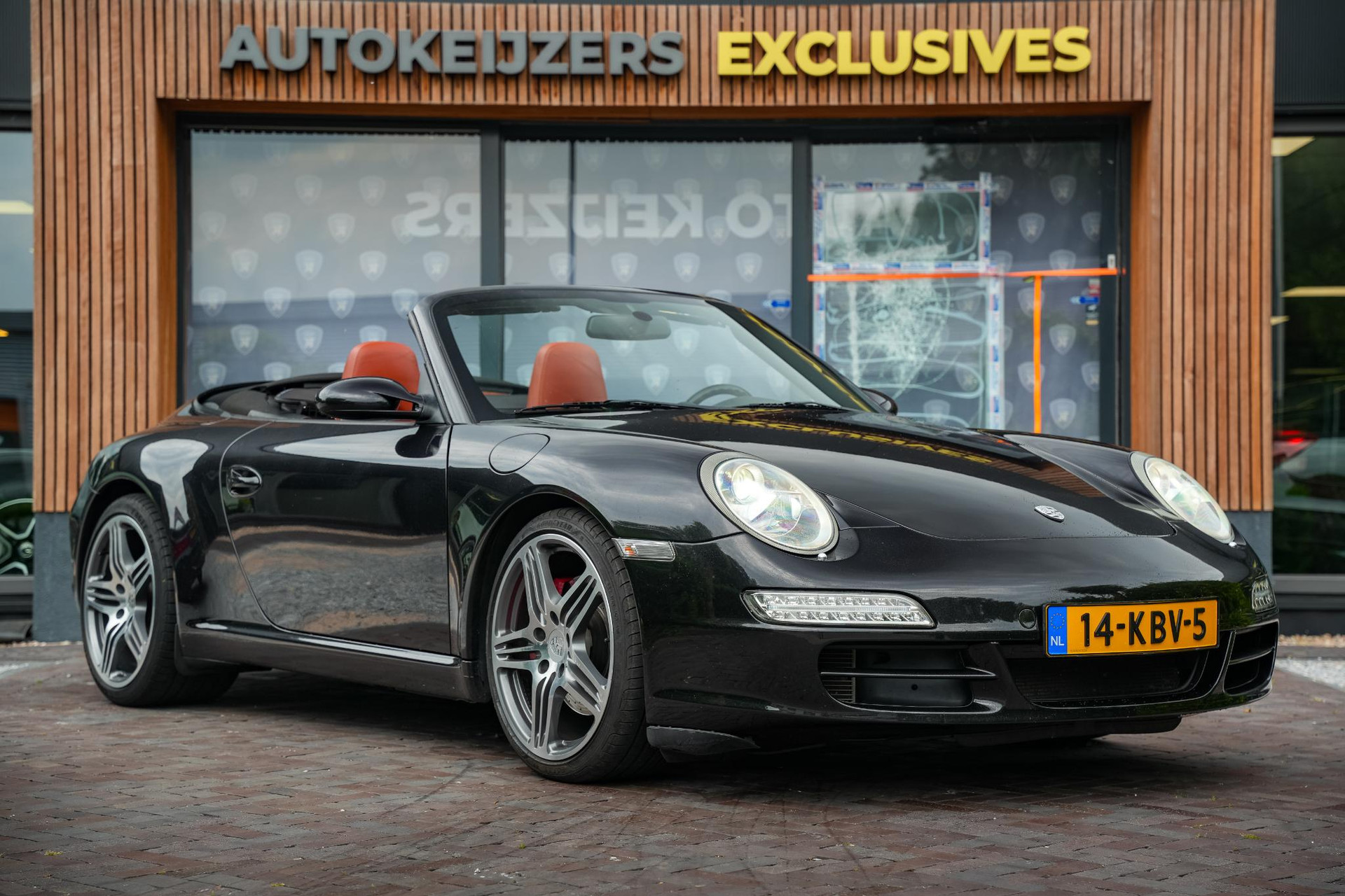 Porsche 911 Cabrio 3.8 Carrera S 2007  1