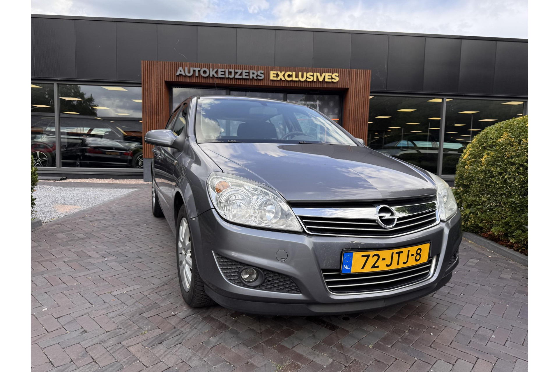 Opel Astra 1.6 Temptation 2009  1