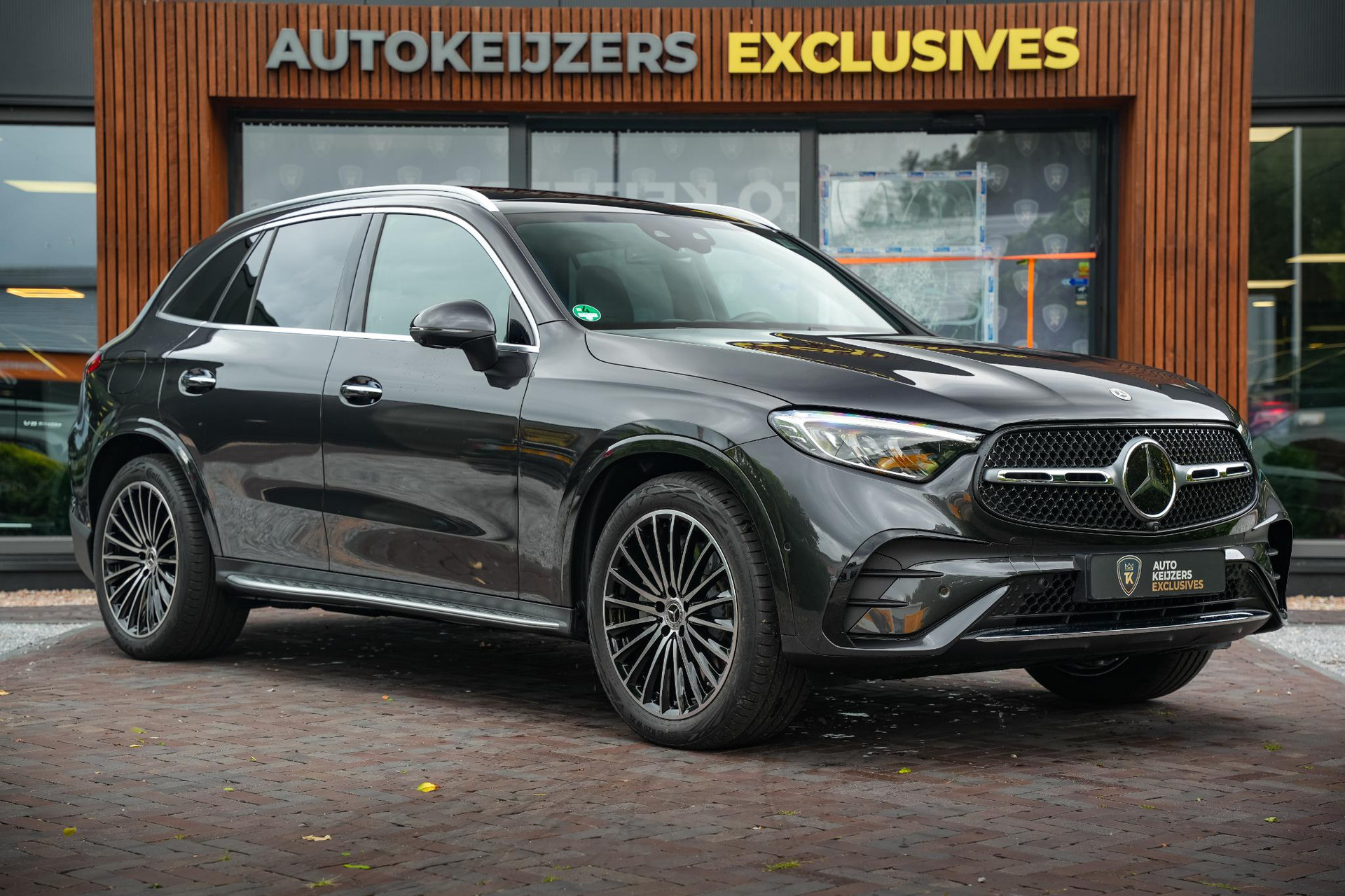 Mercedes-Benz GLC 220d 4MATIC AMG Line 2025  1