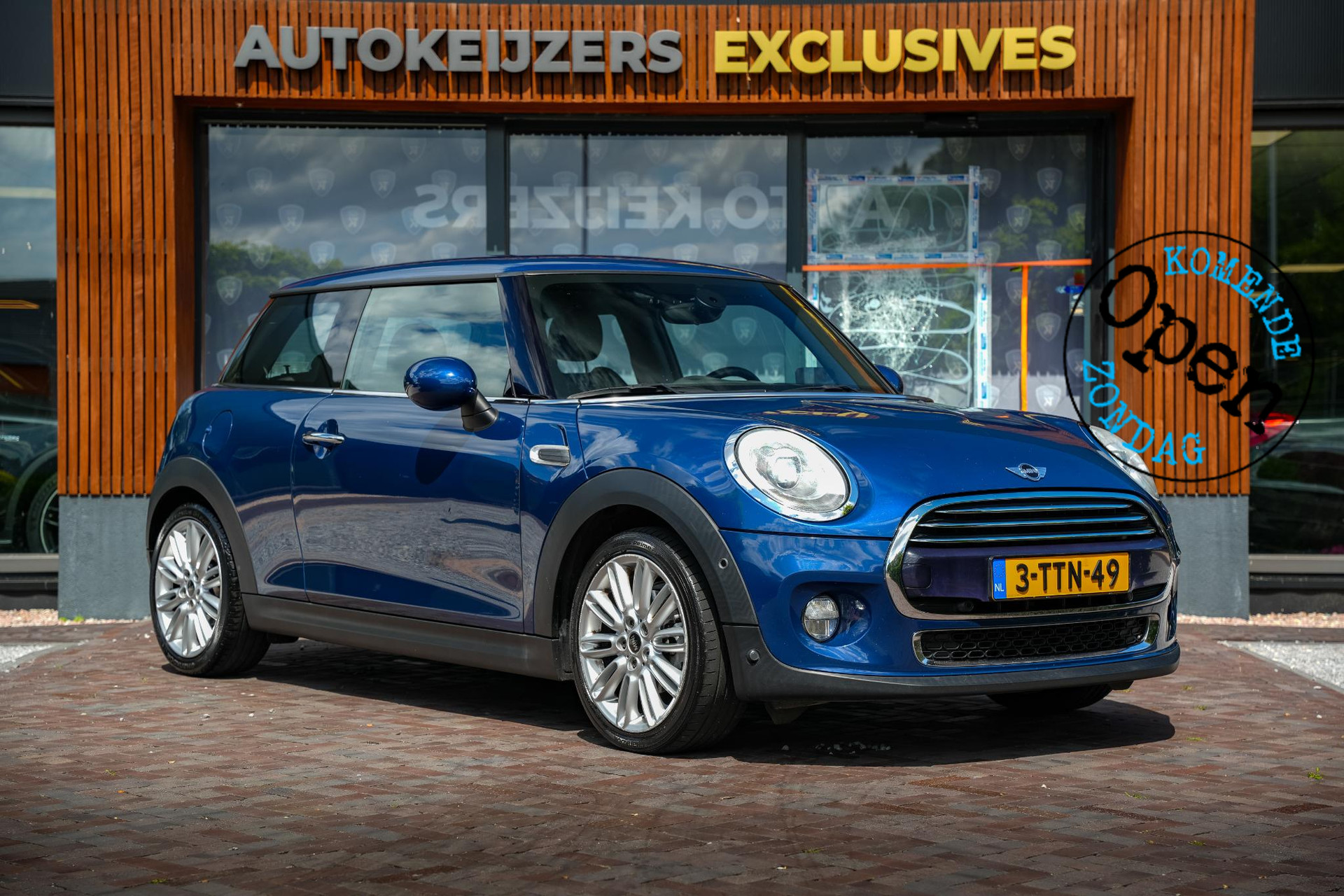 MINI 3-deurs 1.5 Cooper D Chili 2014 Deep blue metallic 1