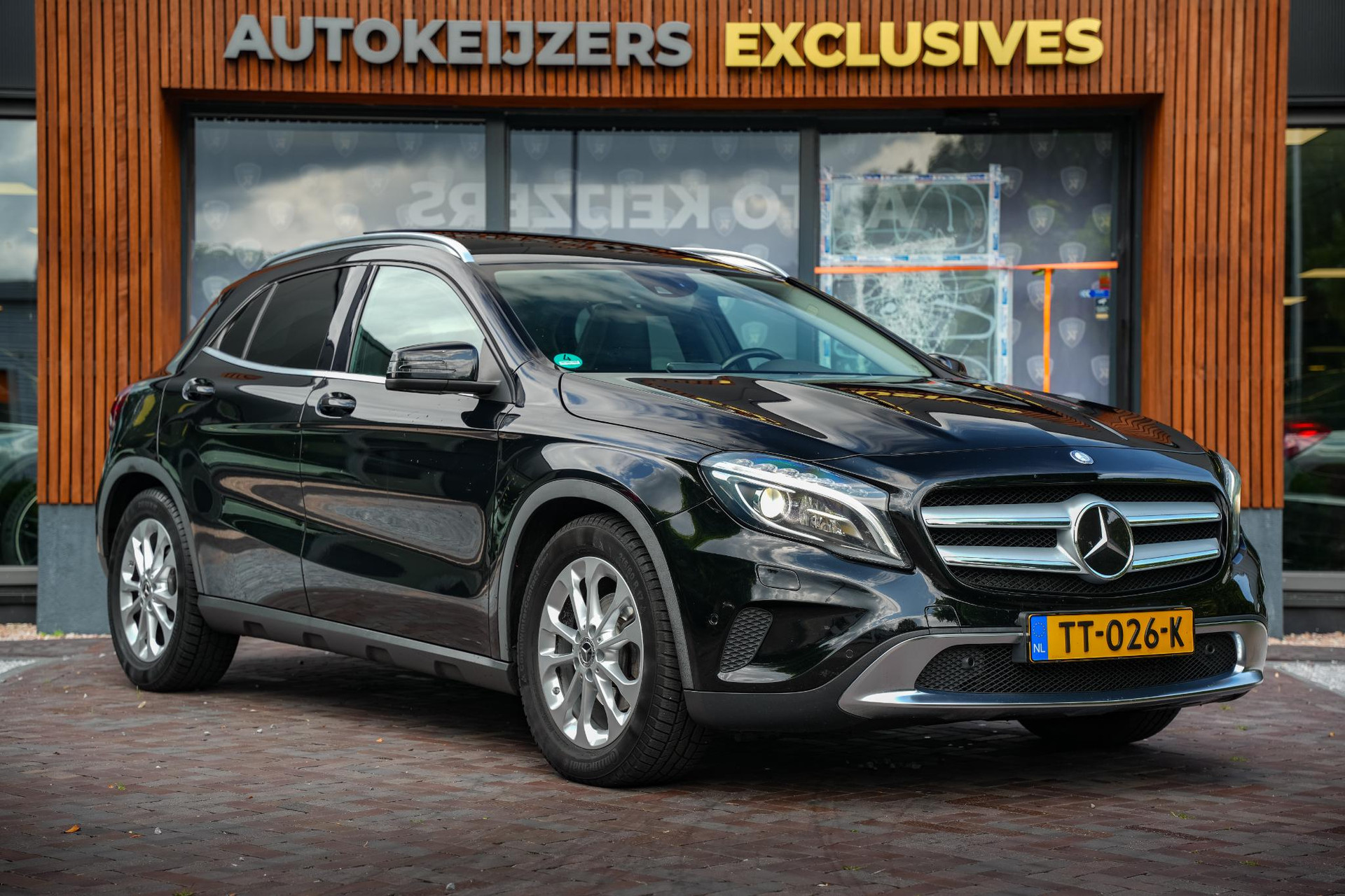 Mercedes-Benz GLA 220 CDI 4Matic Prestige 2015  1
