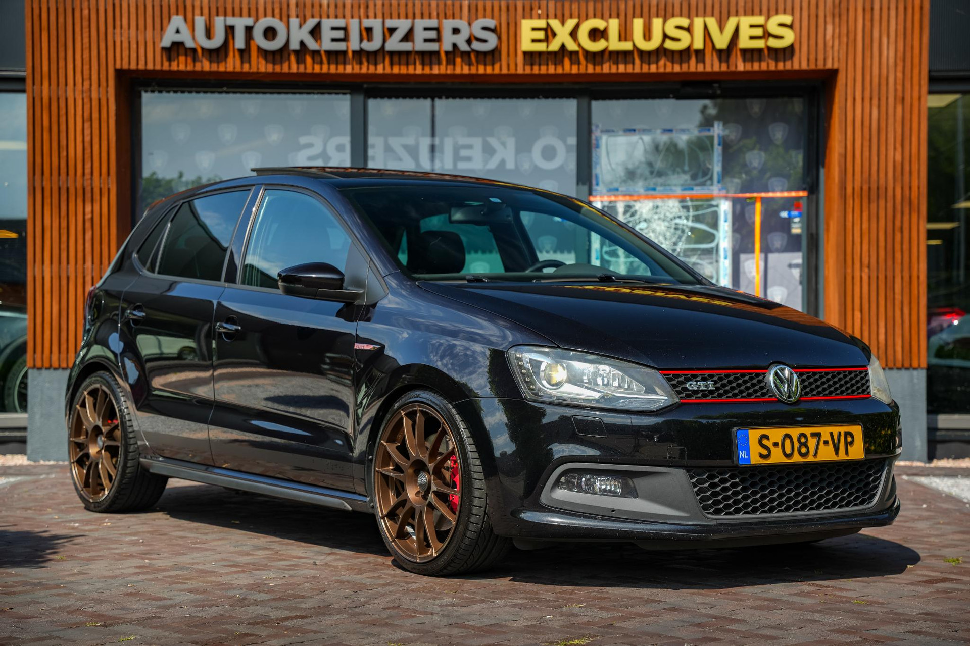 Volkswagen Polo 1.4 TSI GTI 2013 Deep black pearl effect (2T2T) 1