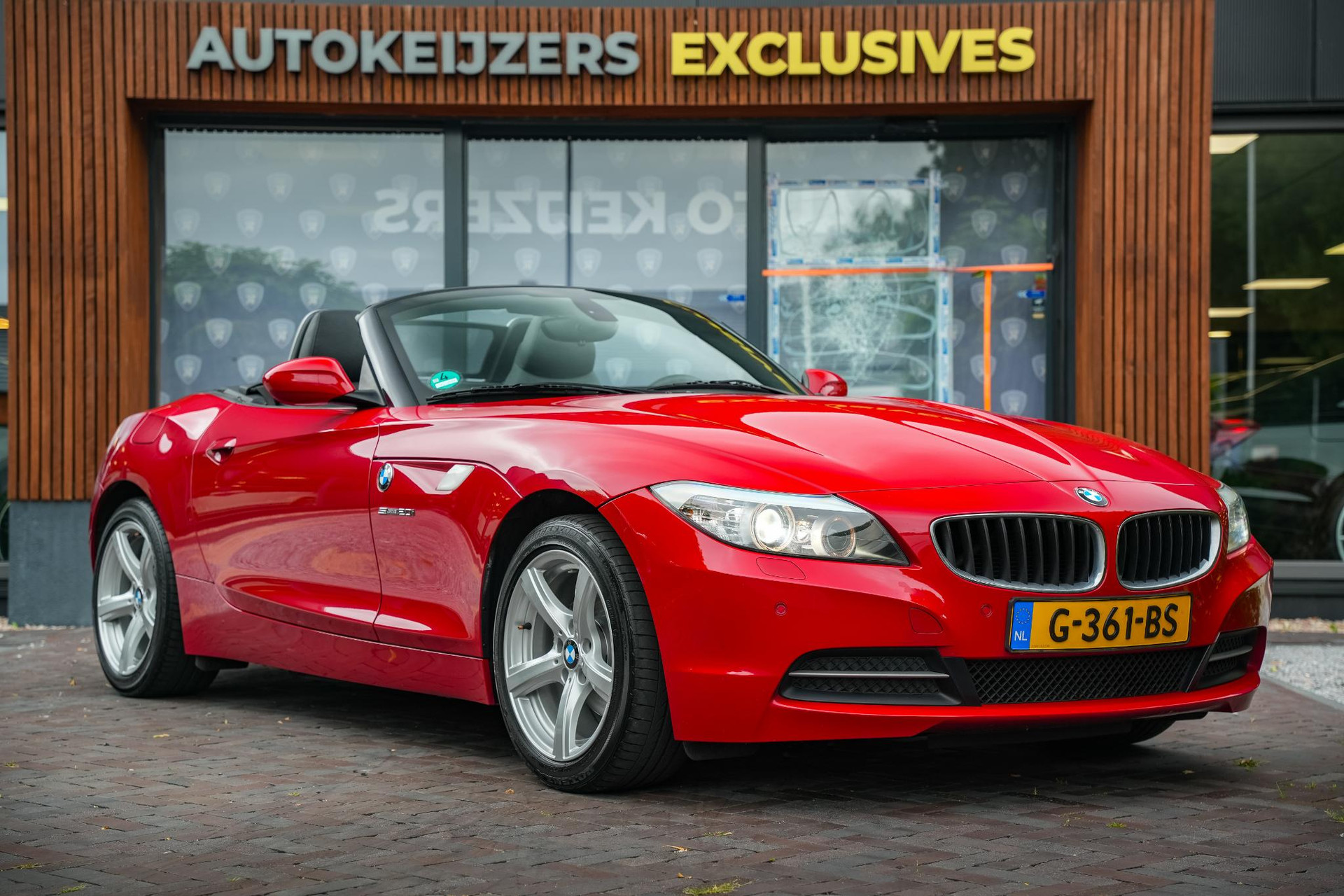 BMW Z4 Roadster sDrive20i 2012 Karmesin-rot (A61) 1