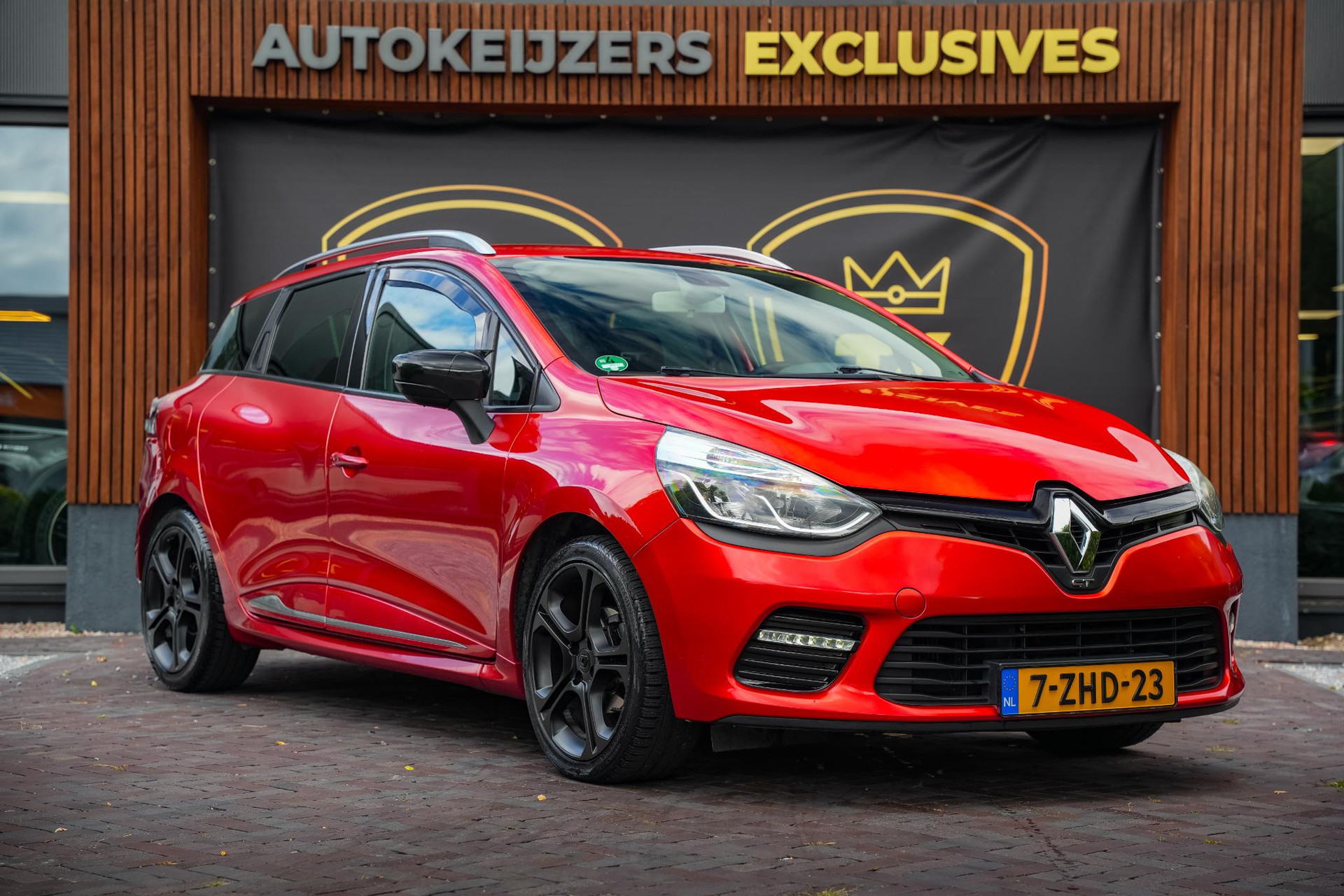 Renault Clio Estate 1.2 GT 2015 Rouge flamme nnp  1