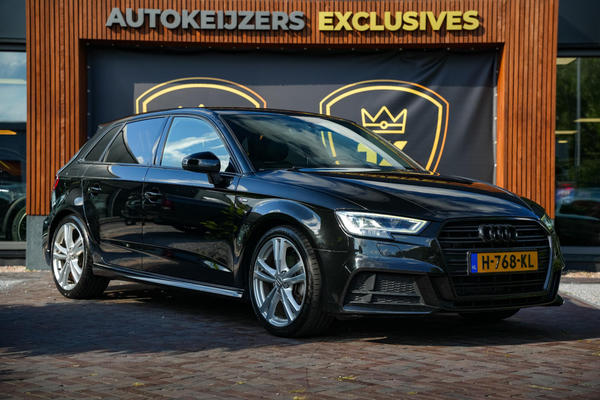 Audi A3 Sportback 35 TFSI CoD Advance Sport 2020 Mythoszwart metallic 1