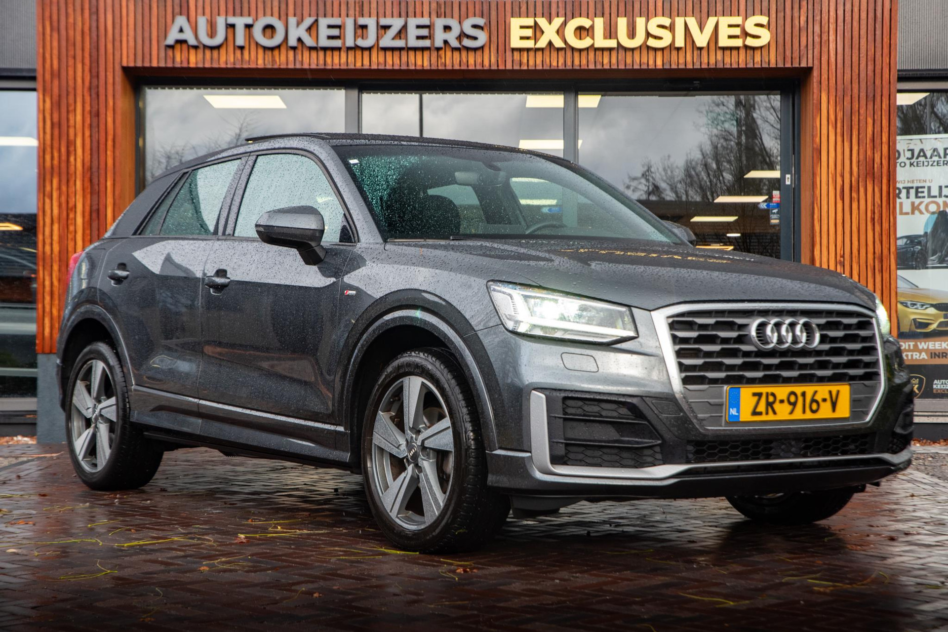 Audi Q2 35 TFSI CoD Sport S line Edition 2019 Daytonagrijs pareleffect 1