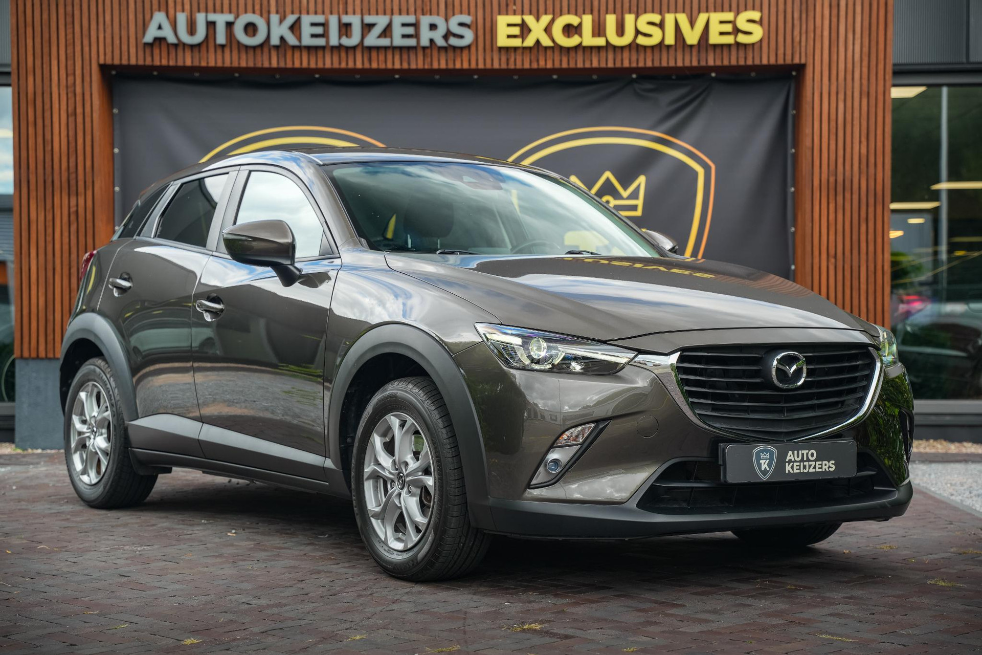 Mazda CX-3 2.0 SkyActiv-G 120 Dynamic 2017 TITANIUM FLASH MICA (42S) 1