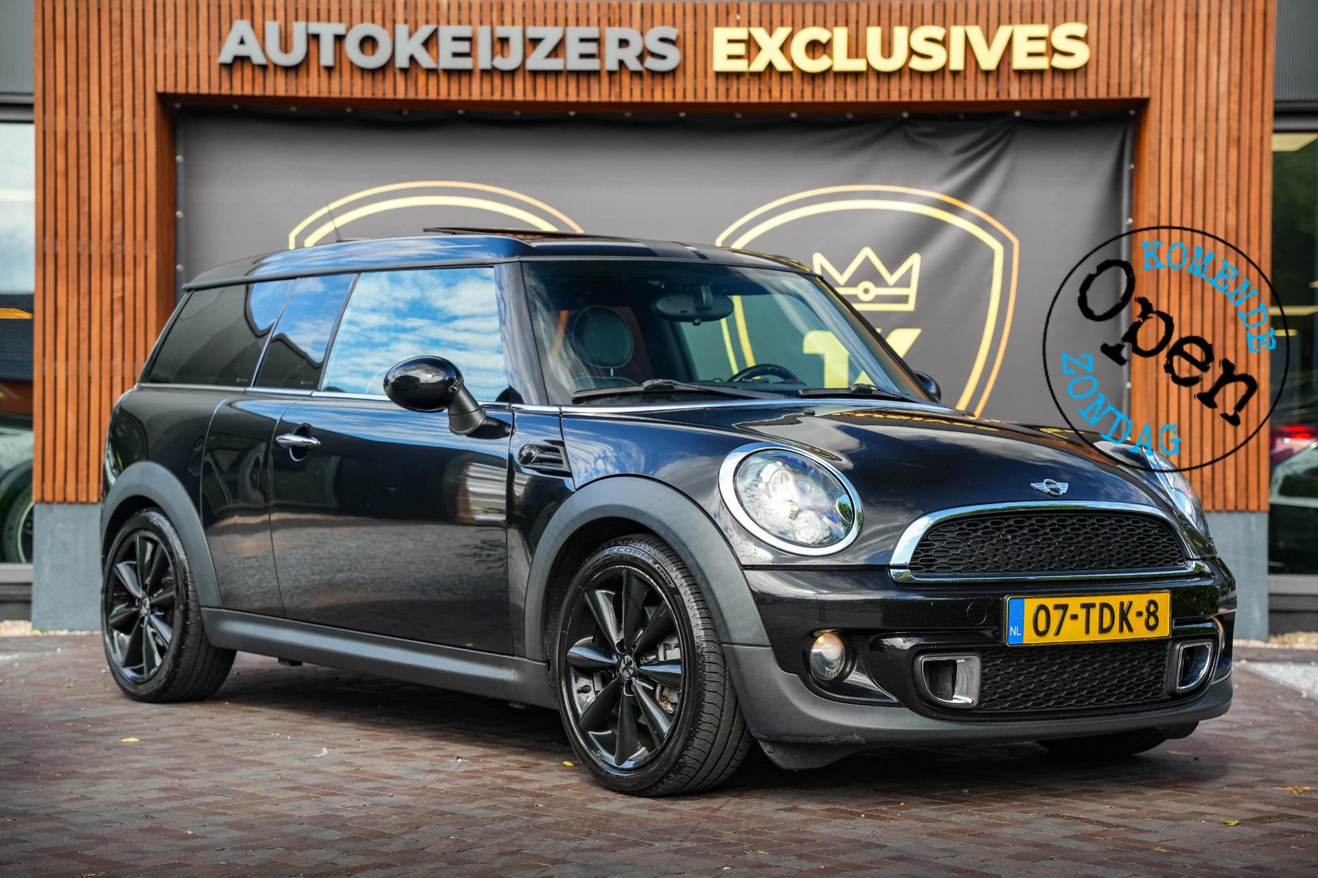 MINI Clubman 1.6 One Business Line 2012 Midnight black metallic 1