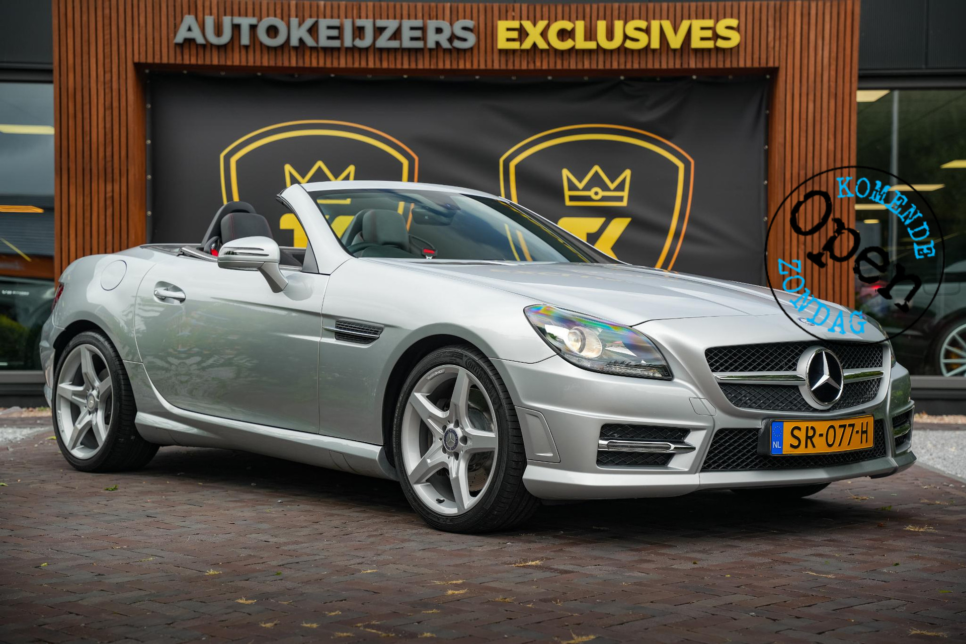 Mercedes-Benz SLK 200 2014 IRIDIUM SILVER - METALLIC FINISH (775U) 1