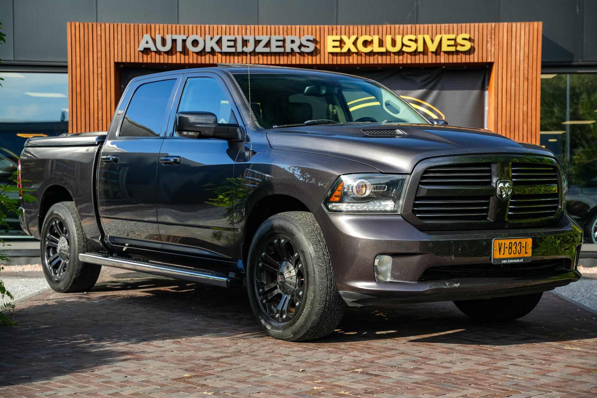 Dodge Ram 1500 5.7 V8 Quad Cab 6'4 2014 1