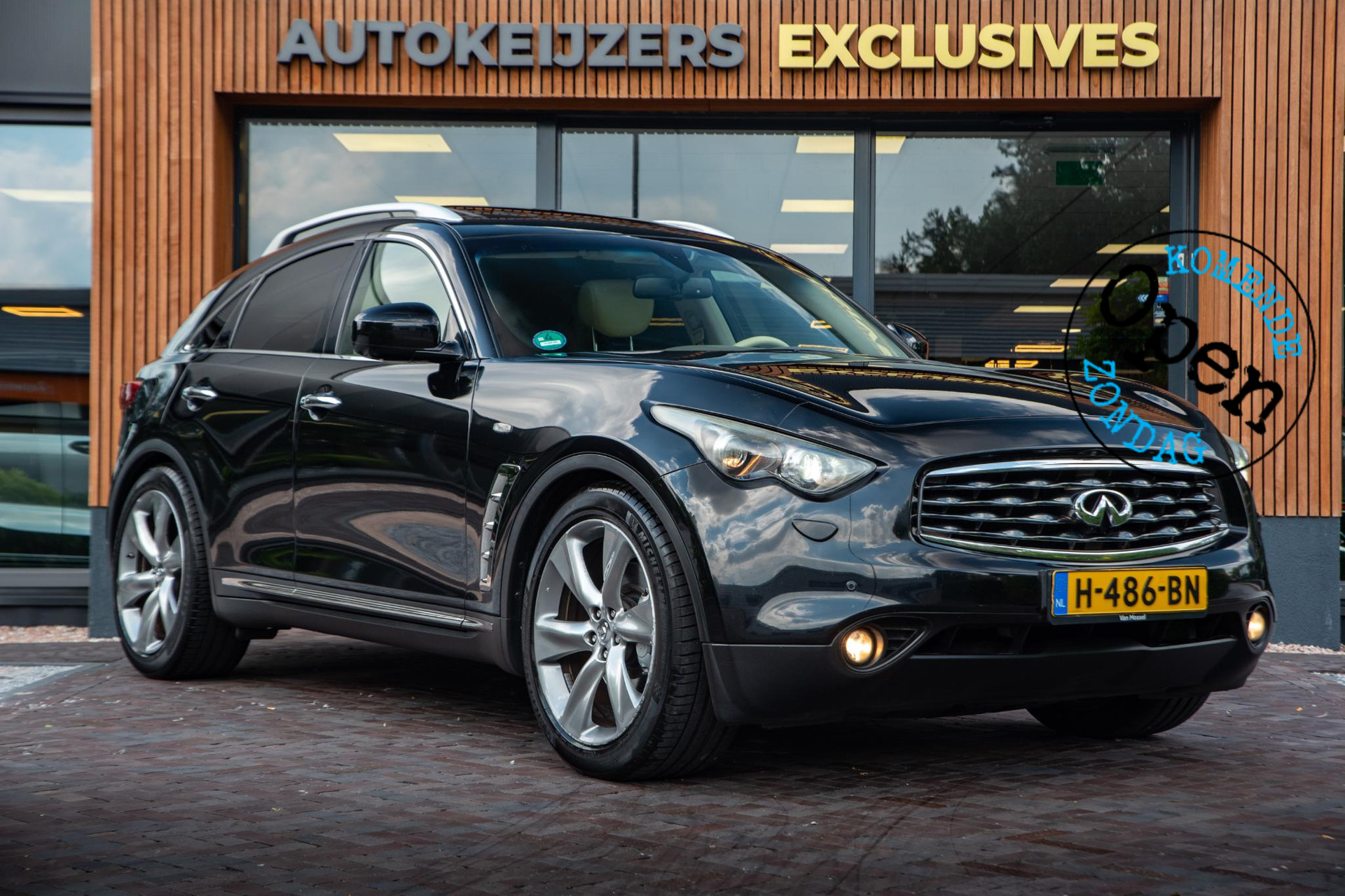 Infiniti FX 50 S Premium 2011 1