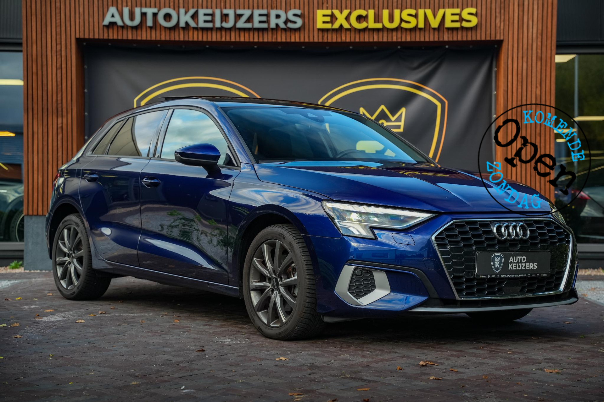 Audi A3 Sportback 40 TFSI e Edition 2022 Navarra blue metallic (2D) 1