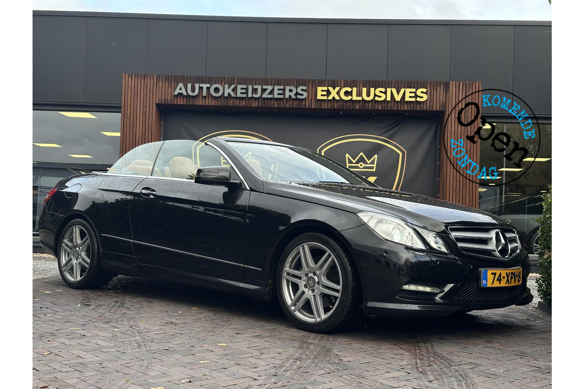 Mercedes-Benz E-Klasse Cabrio 350 CGI Avantgarde 2012 OBSIDIAN BLACK (197U) 1