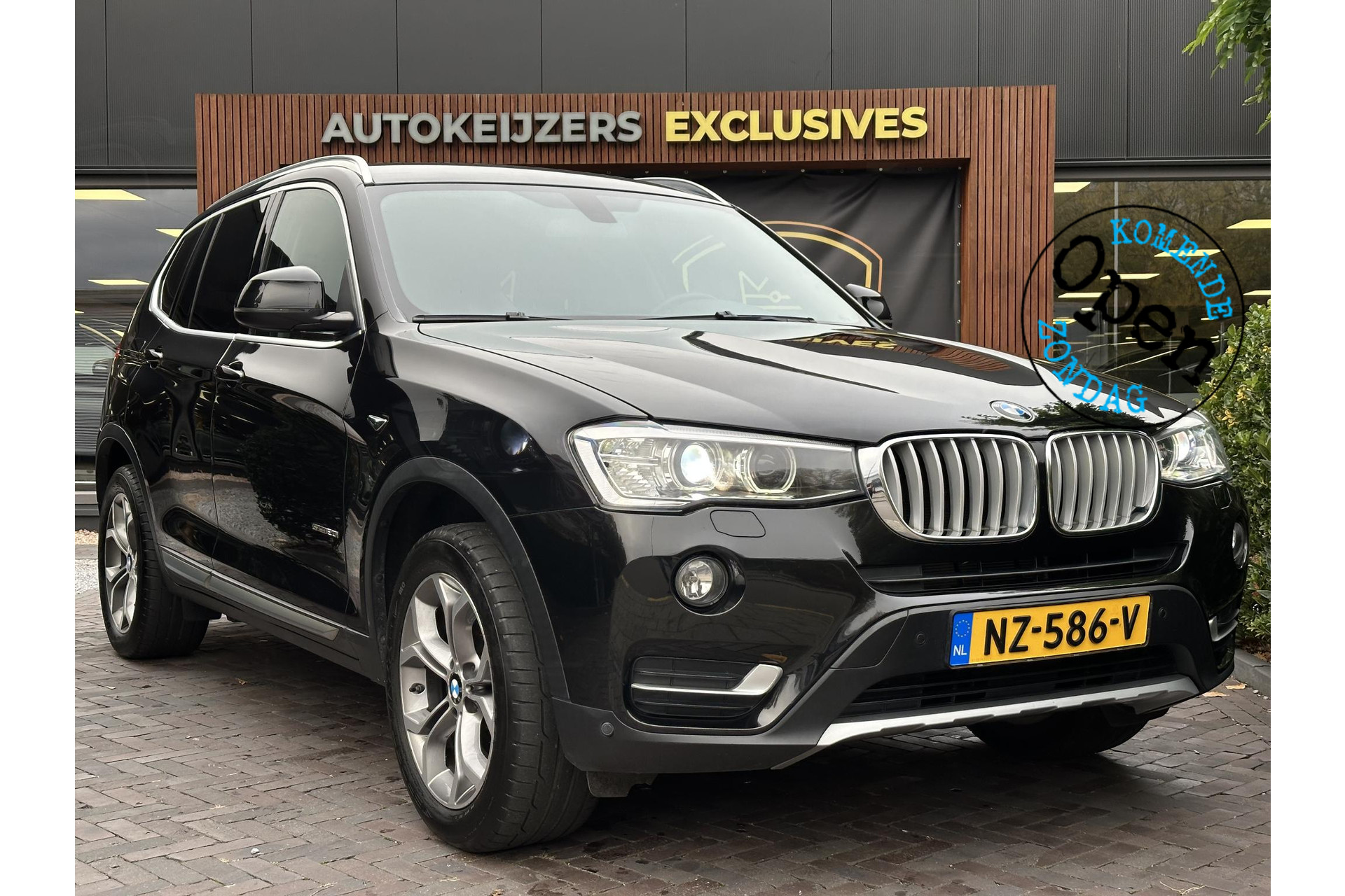 BMW X3 sDrive20i Centennial High Executive 2017 Saphirschwarz metallic 1