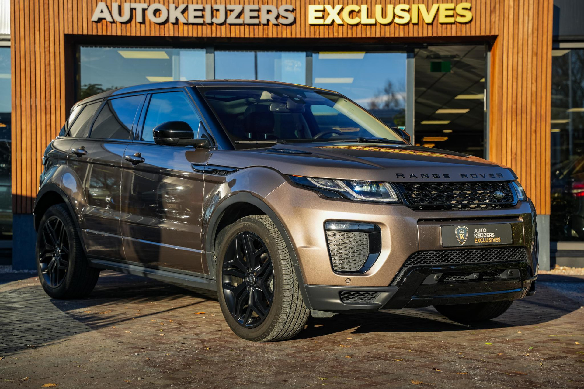 RANGE ROVER Evoque Dynamic 2.0 SI4 241 pk 2018 Quartzite-JBC2162 (1AP) 1
