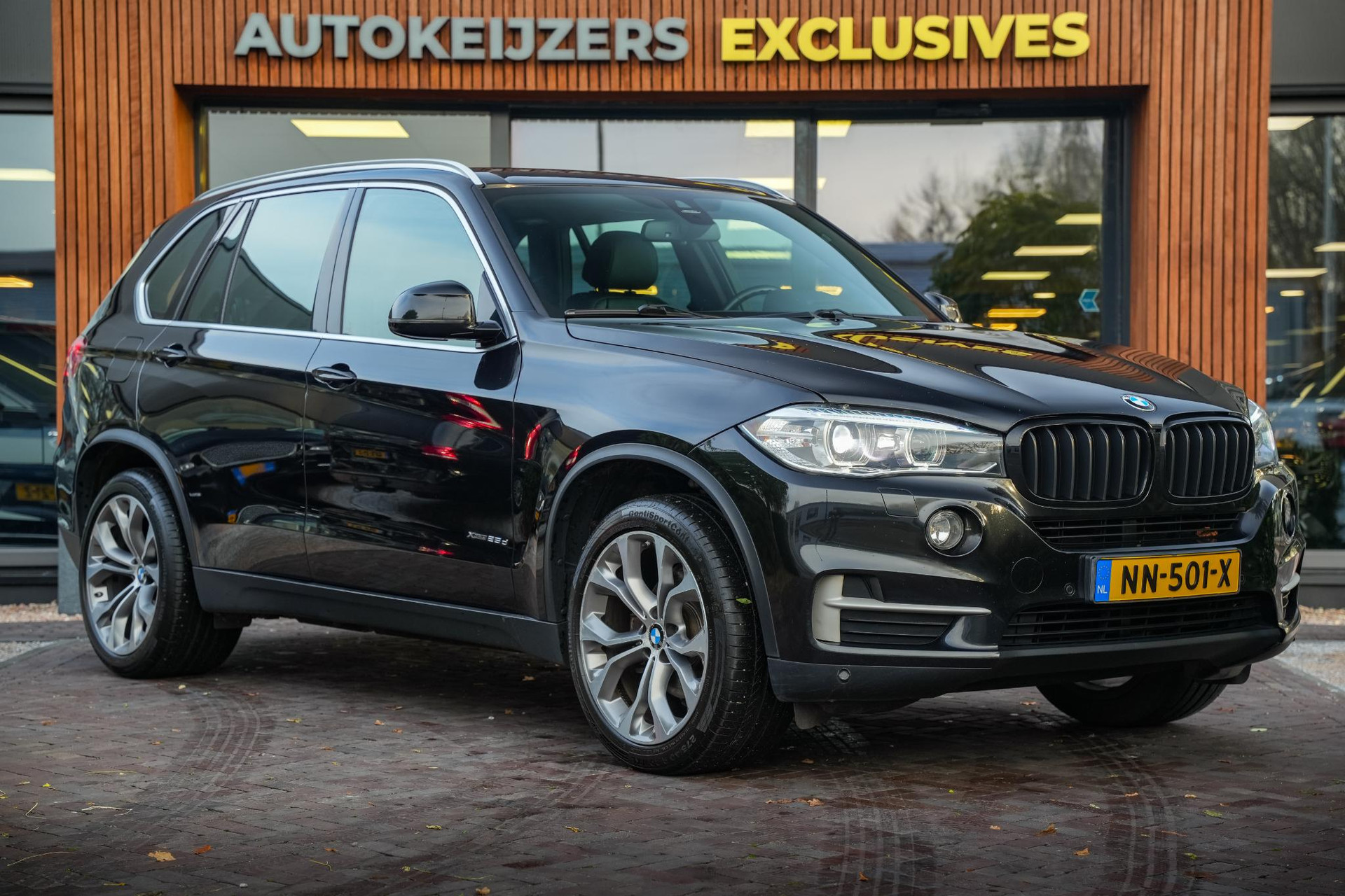 BMW X5 xDrive25d Centennial Executive 7p. 2017 Saphirschwarz metallic 1