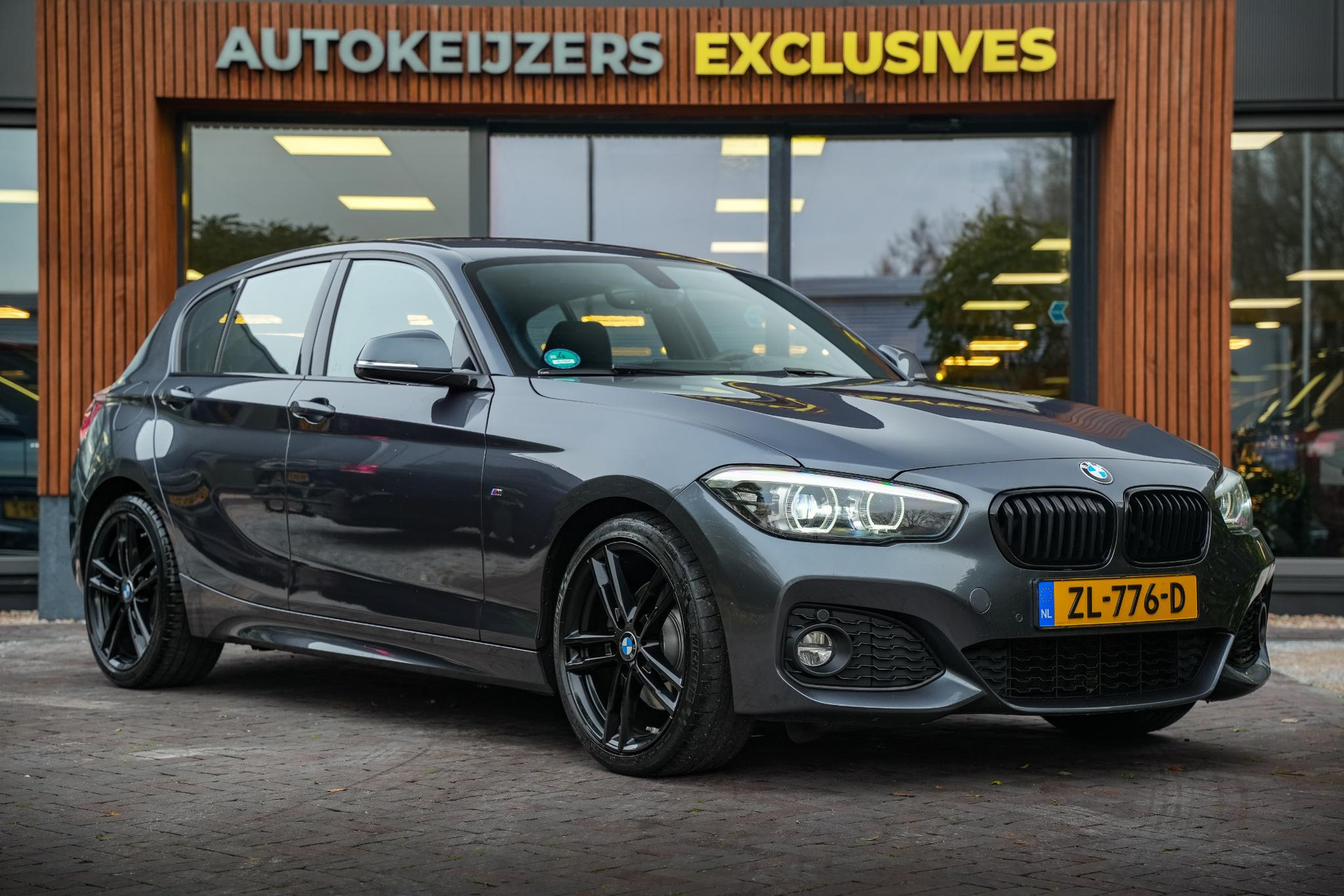 BMW 1-serie 125i Edition M Sport Shadow High Executive 2018  1