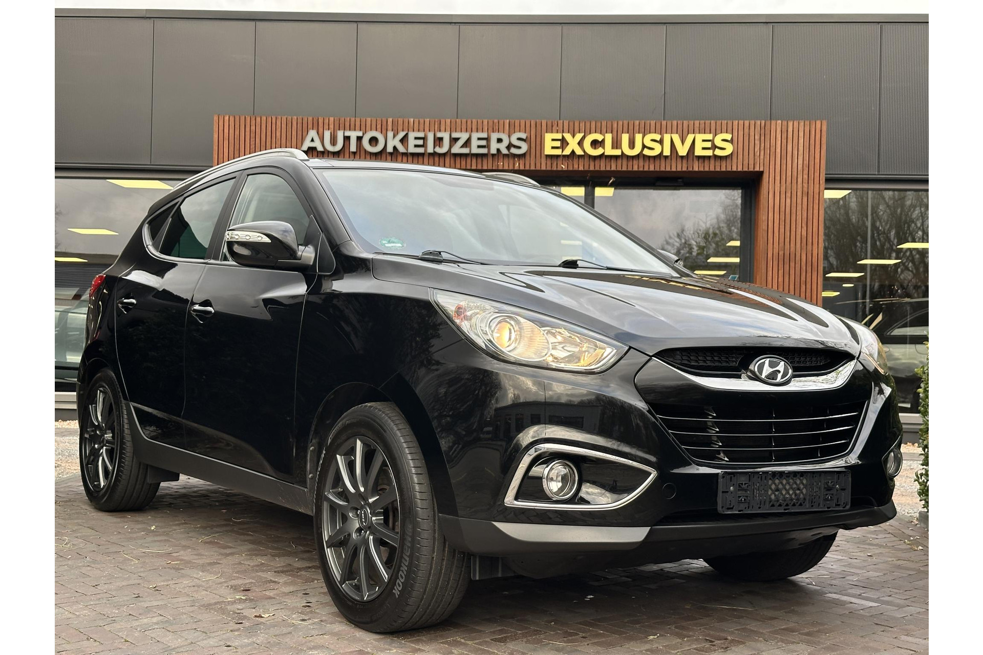 Hyundai ix35 2.0i Active 2012 Phantom Black Pearl (PAE) 1