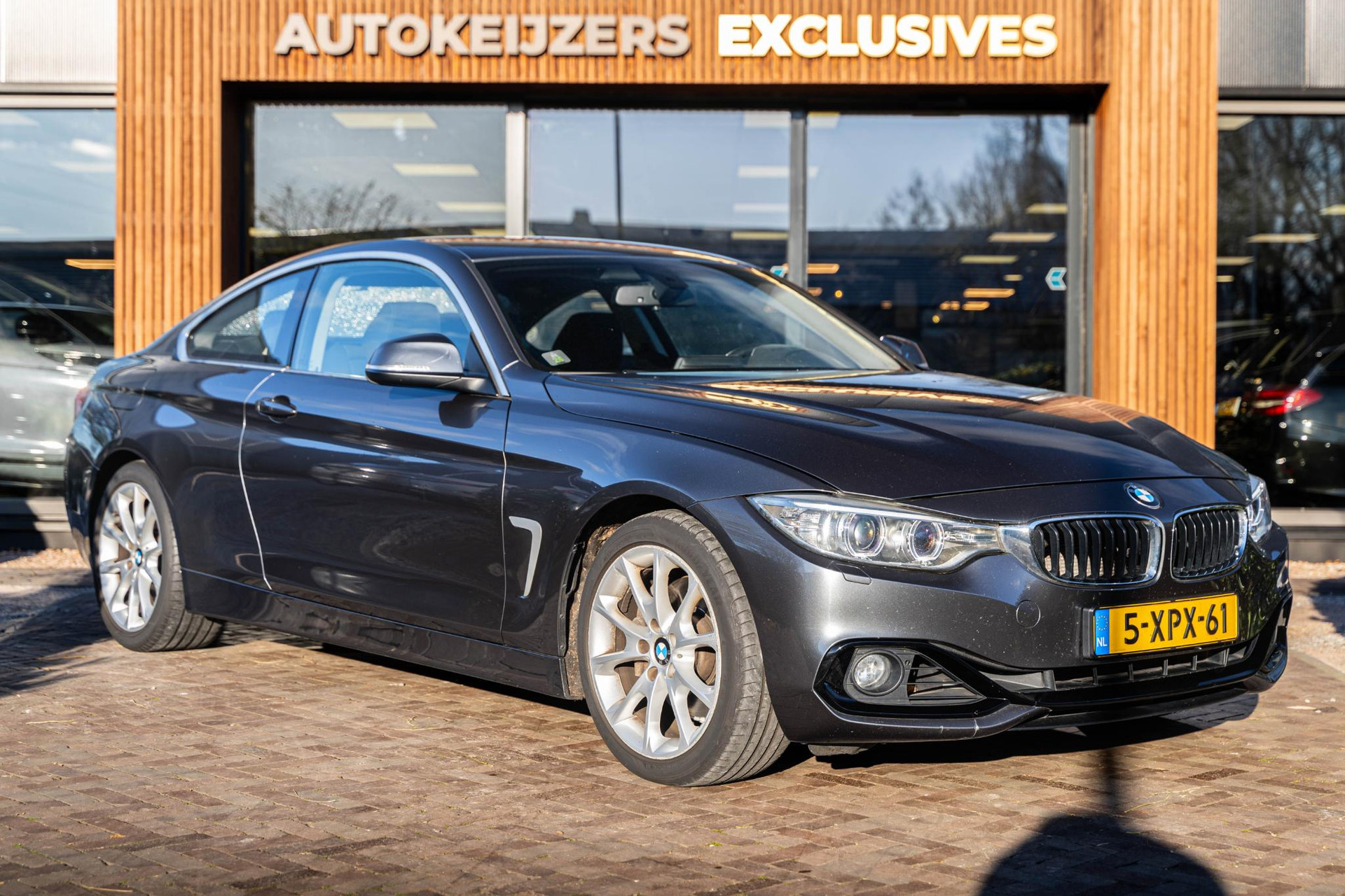 BMW 4 Serie Coupé 435i Executive 2014 Mineralgrau metallic 1