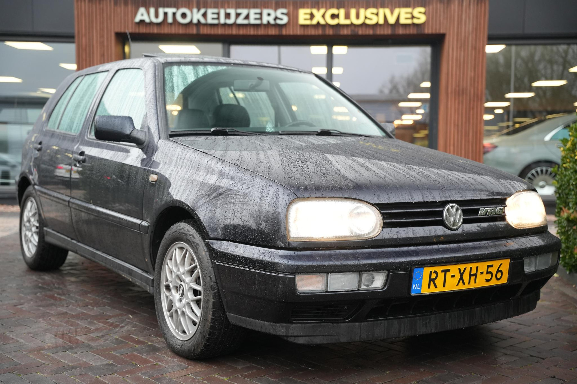 Volkswagen Golf 2.8 VR6 1997 Moonlightblue pareleffect 1
