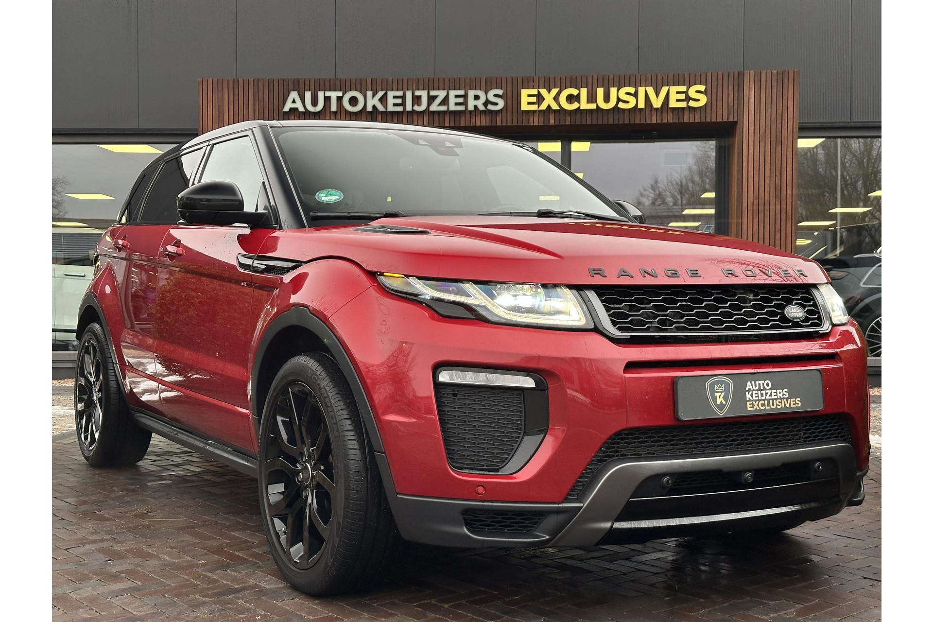Land Rover Range Rover Evoque 2.0 Si4 SE Dynamic 2016 Exterior Paint - Firenze (1AF) 1