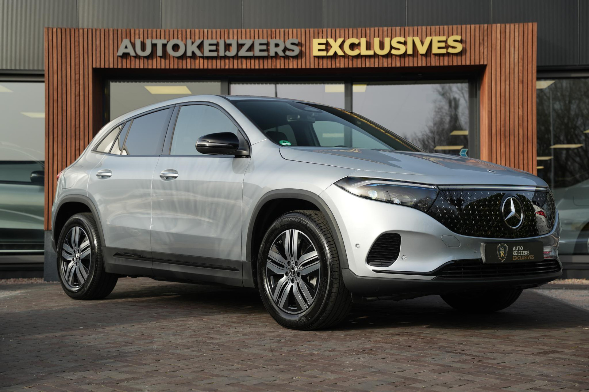 Mercedes-Benz EQA 250+ Business Solution 71 kWh 2025  1