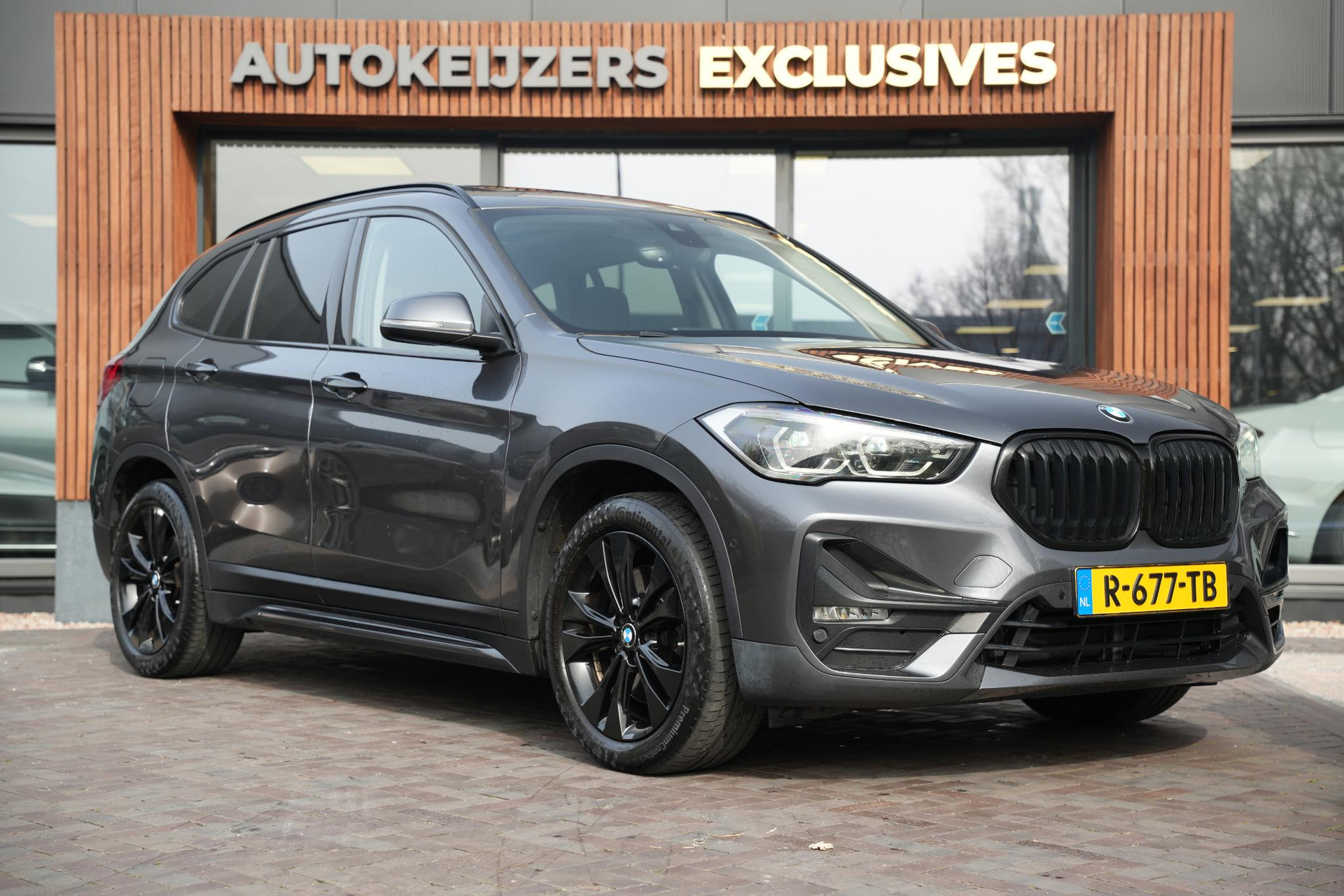 BMW X1 xDrive25e High Executive 2020  1