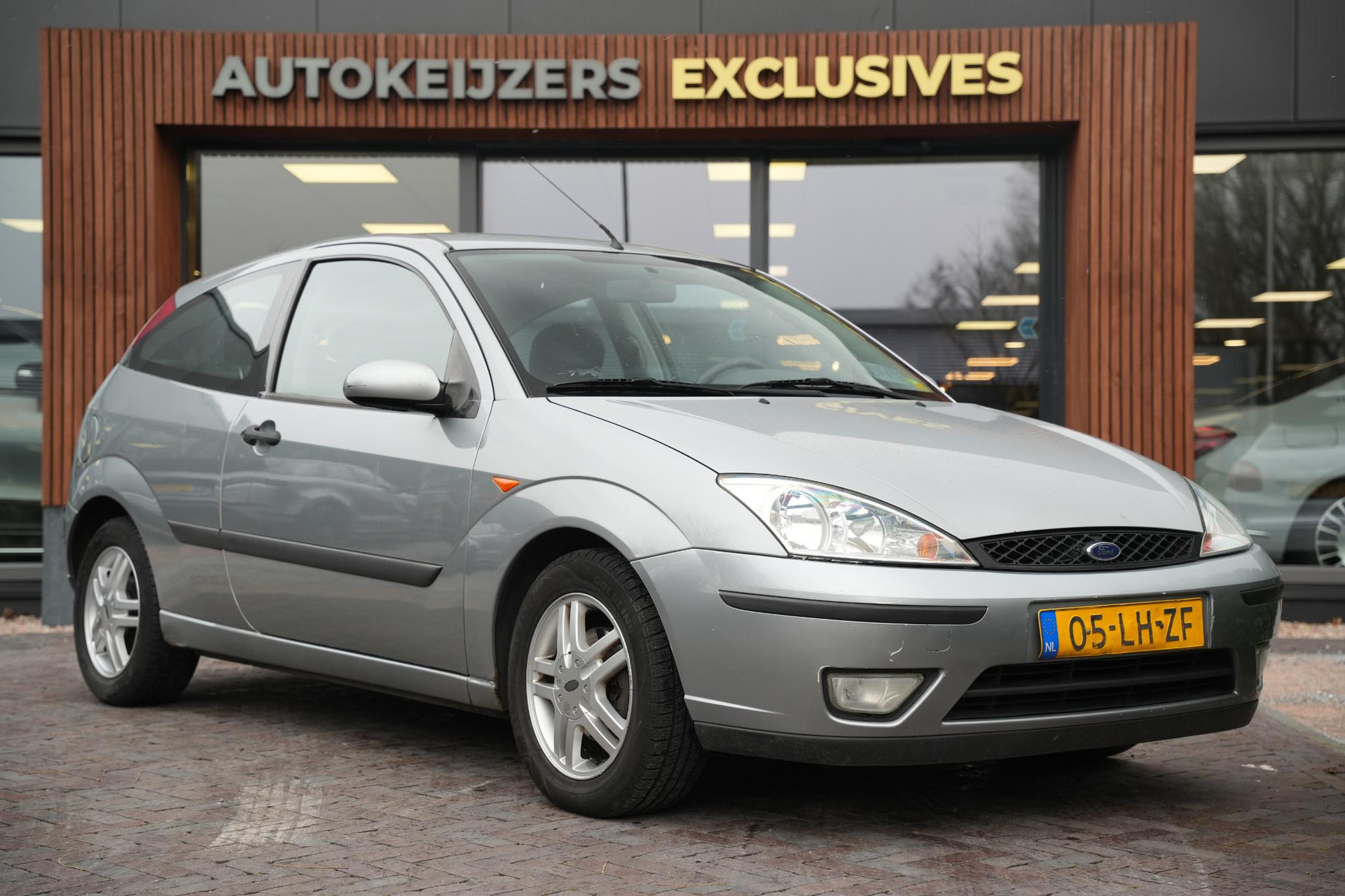 Ford Focus 1.6-16V Trend 2003  1