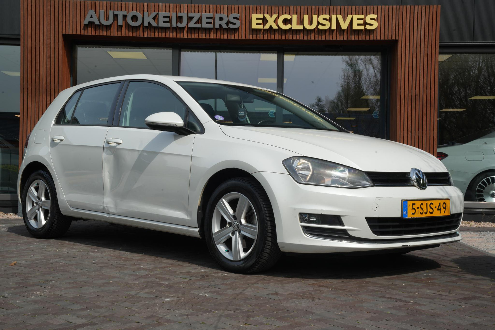 Volkswagen Golf 1.2 TSI Highline 2013 Oryx white pearl 1