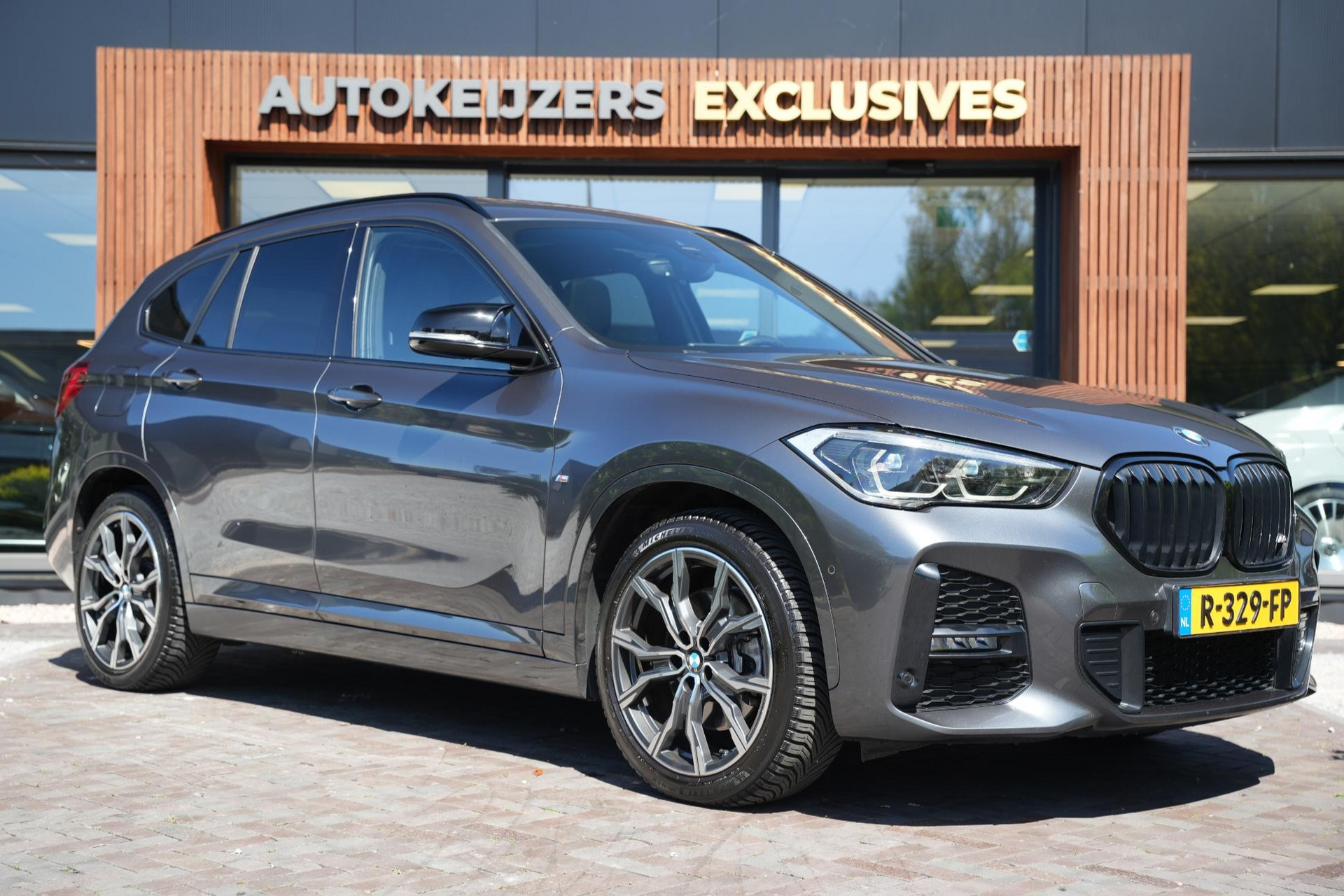 BMW X1 xDrive25e eDrive Edition 2021 Mineral-grau metallic (B39) 1