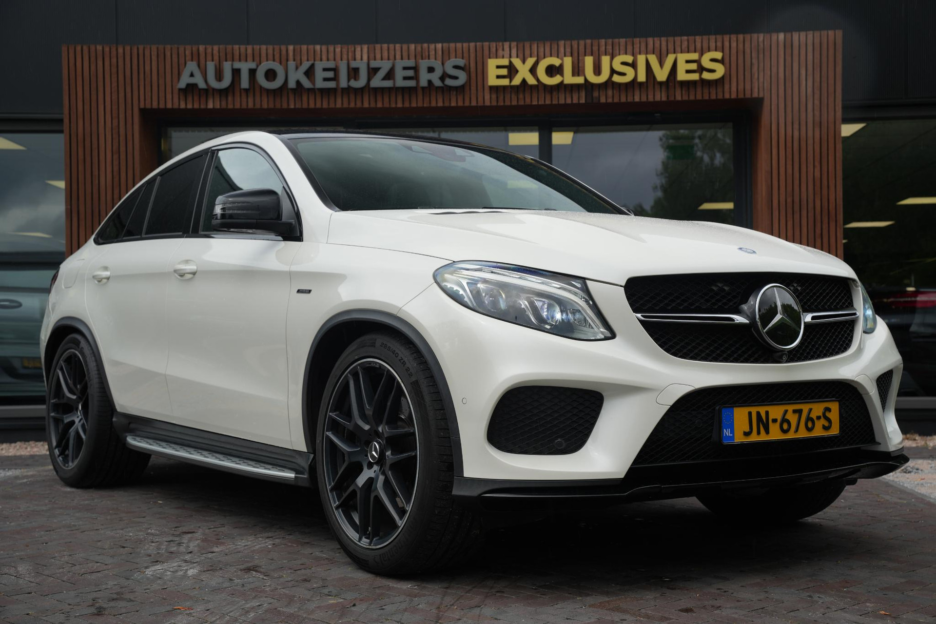 Mercedes-Benz GLE Coupé 43 AMG 4MATIC 2016  1