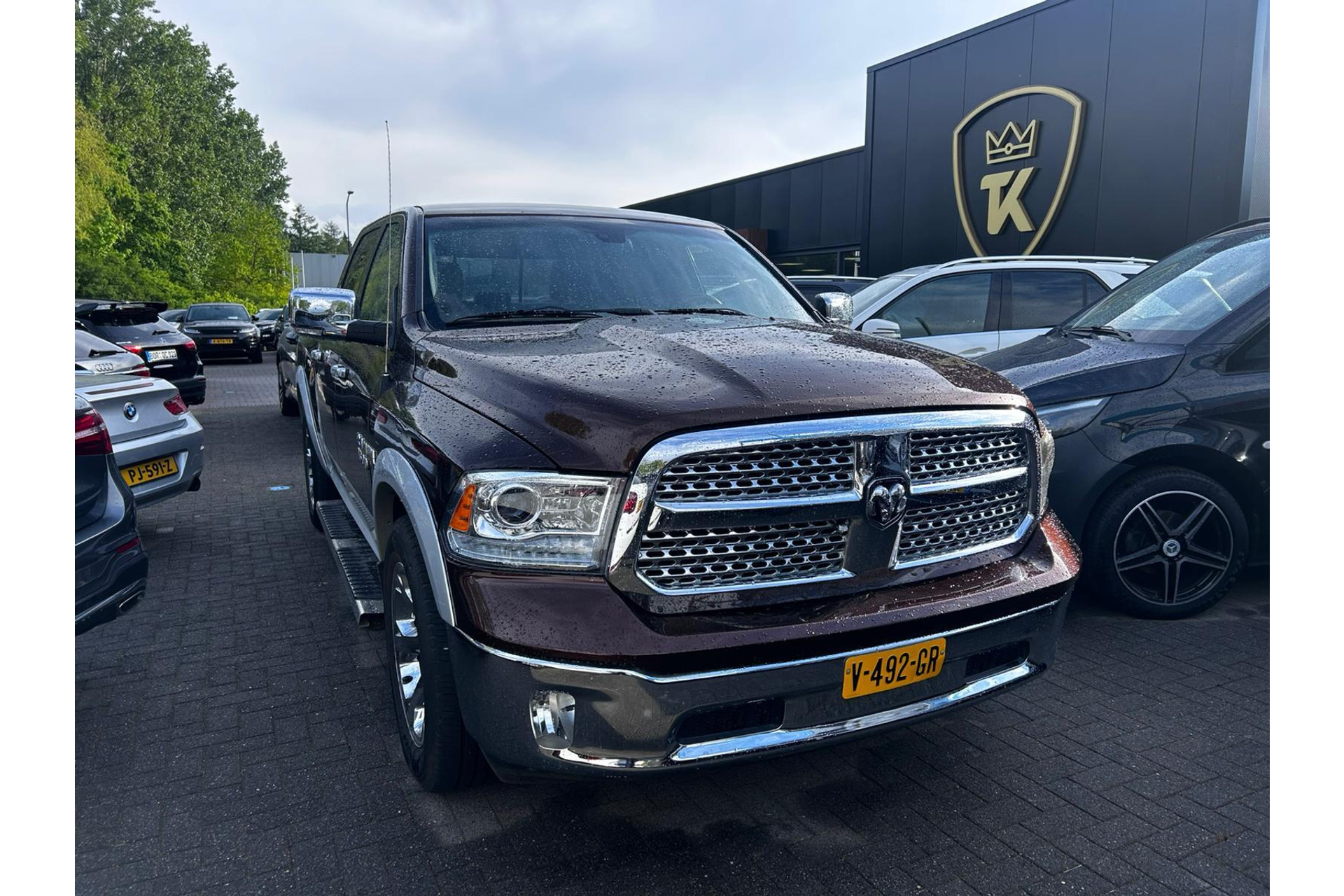Dodge Ram 1500 5.7 V8 4x4 Quad Cab 6'4 2015  1