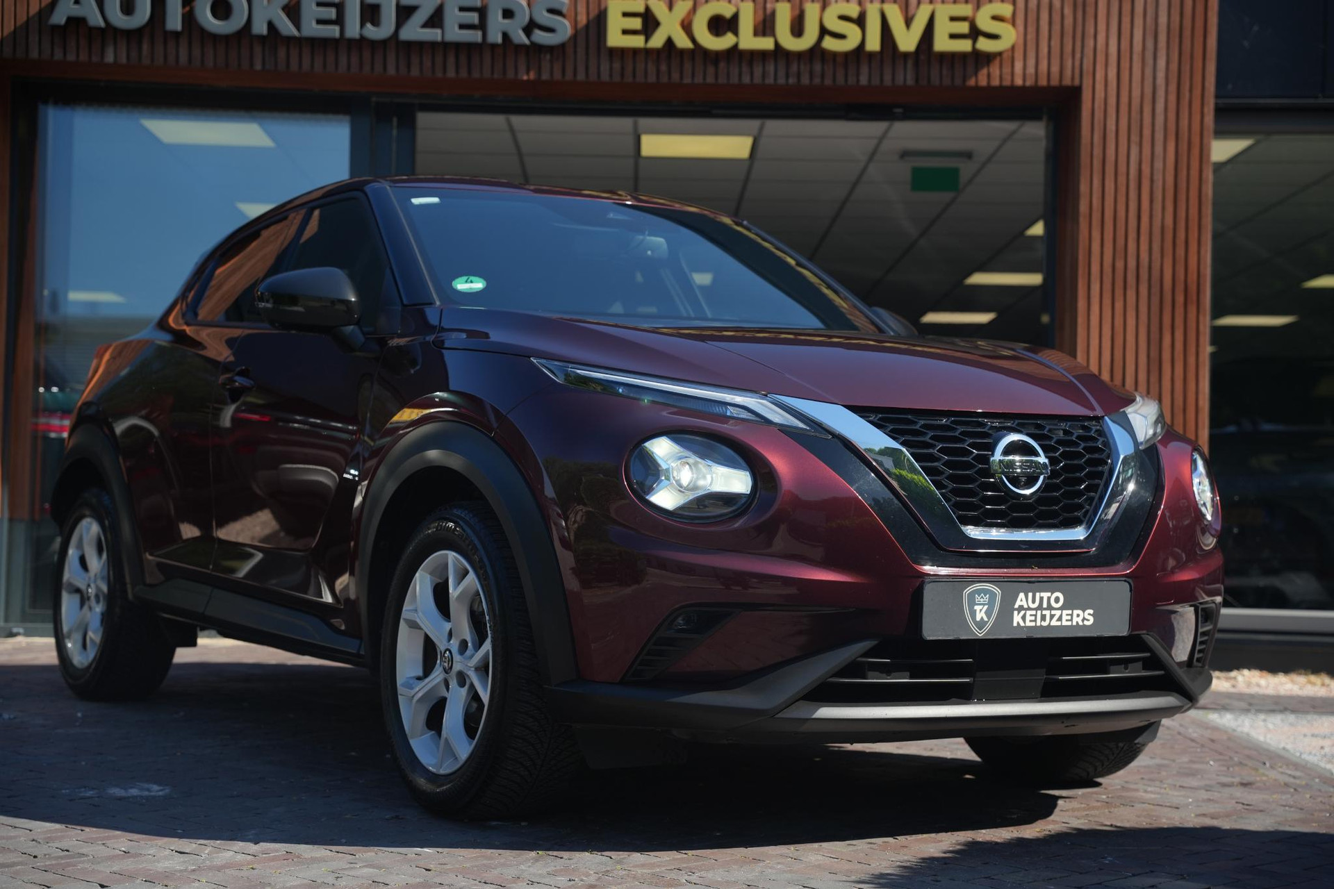 Nissan Juke 1.0 DIG-T 2021  1