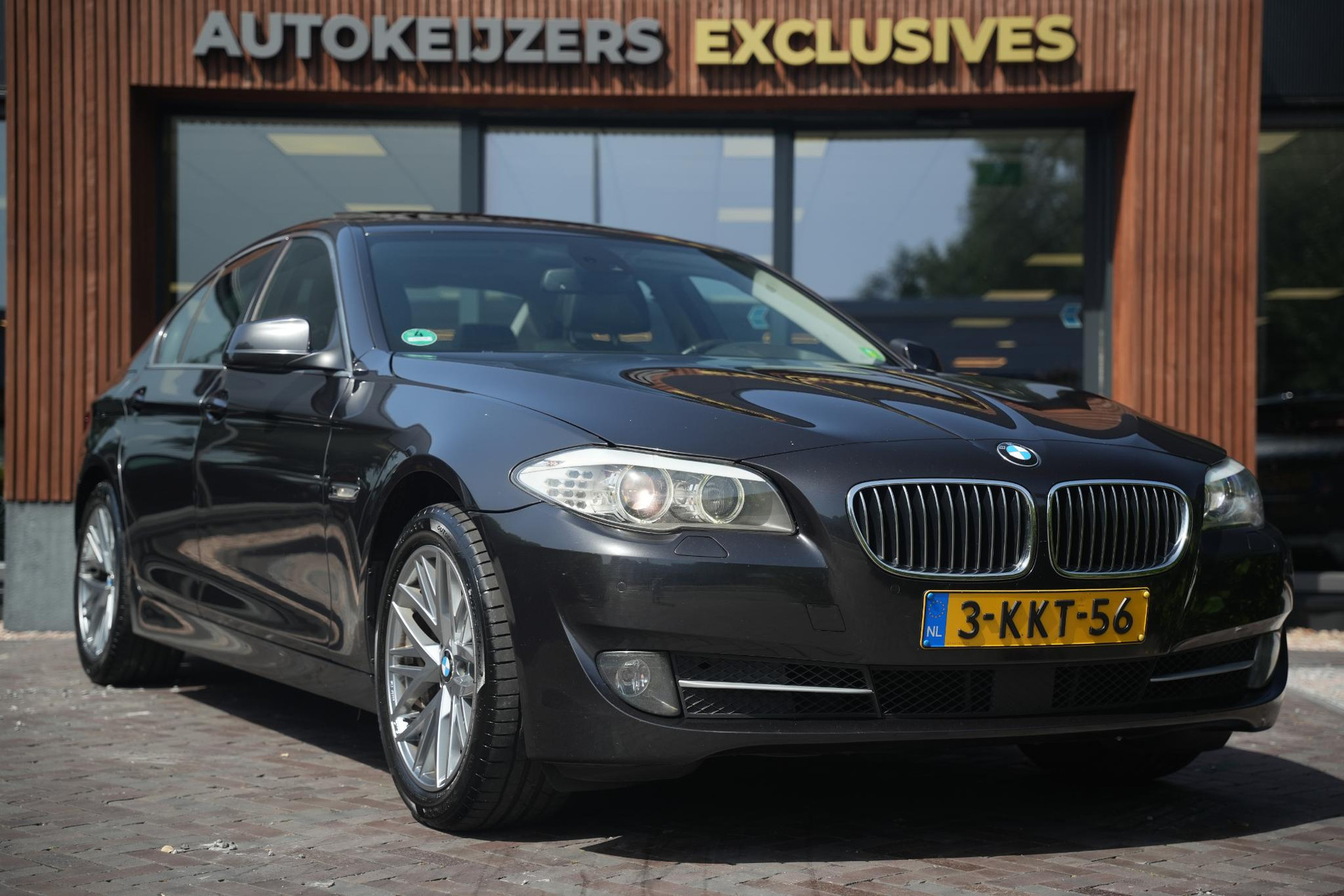 BMW 5 Serie 530d High Executive 2012  1