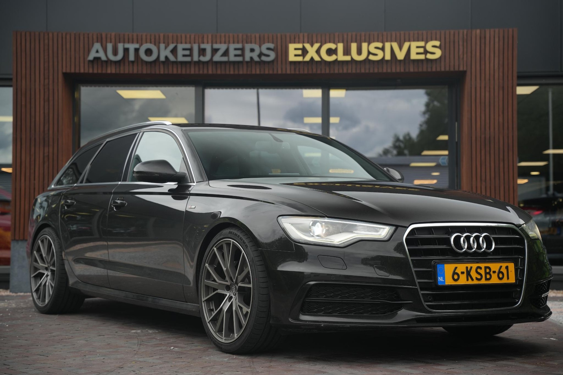 Audi A6 Avant 2.0 TFSI S Edition 2013 Havannazwart metallic 1