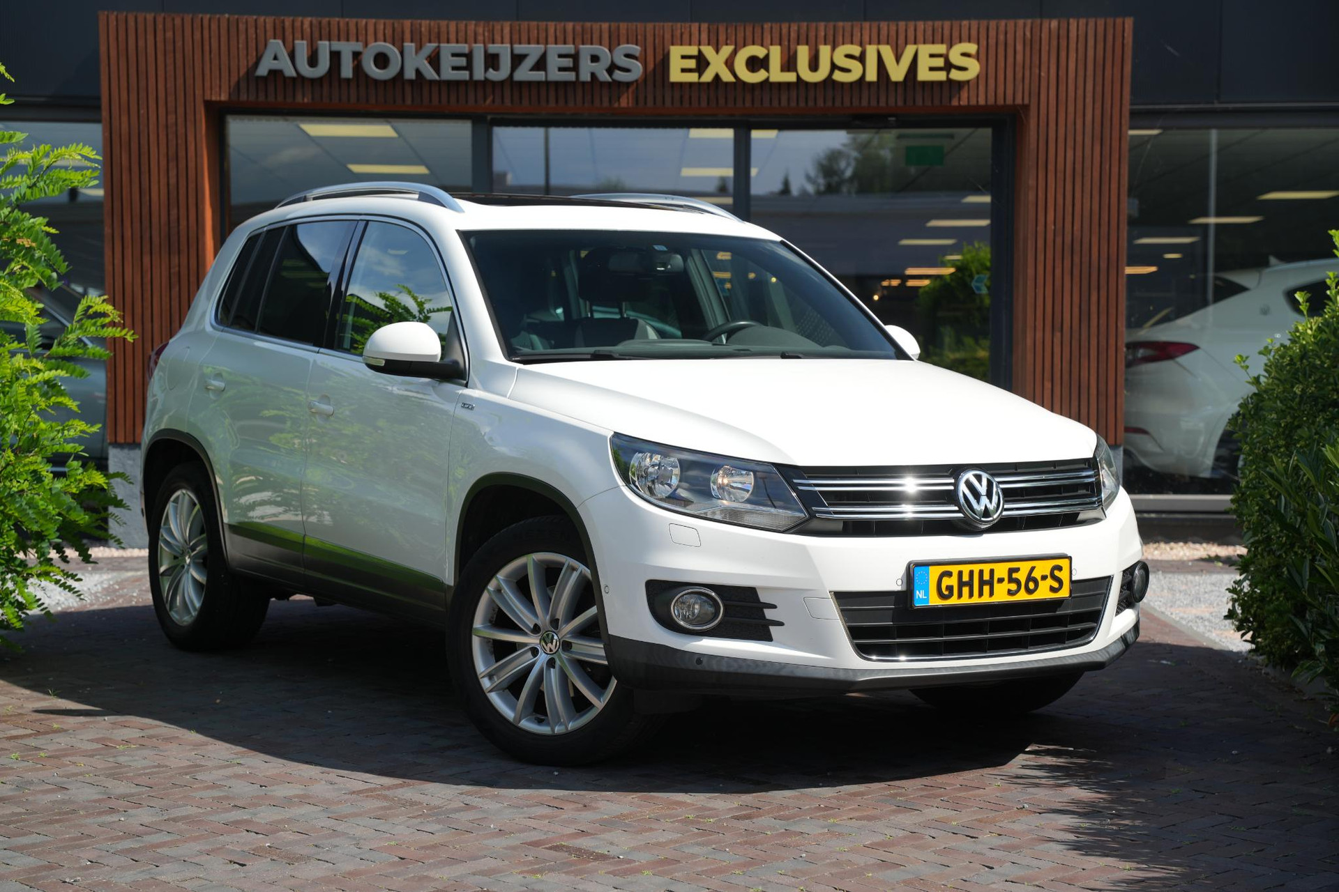 Volkswagen Tiguan 1.4 TSI Sport&Style line Edition 2013 Candy white (B4B4) 1