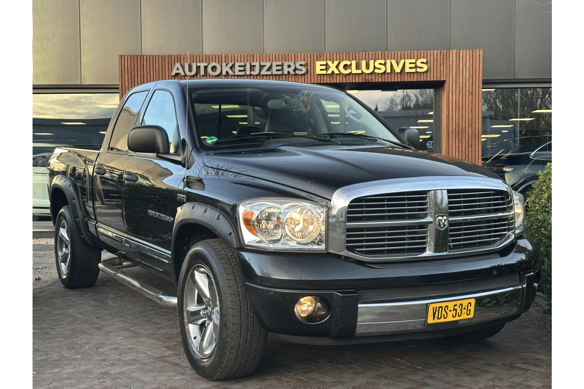 Dodge Ram 2500 5.7 V8 Quad Cab 6'4 2008  1